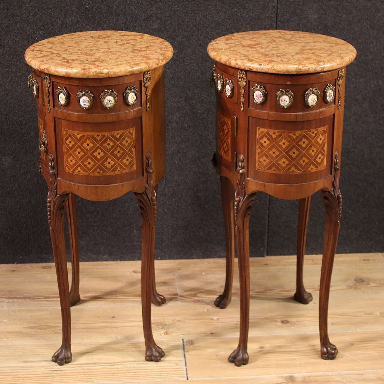 Coppia di comodini francesi intarsiati, '900 12