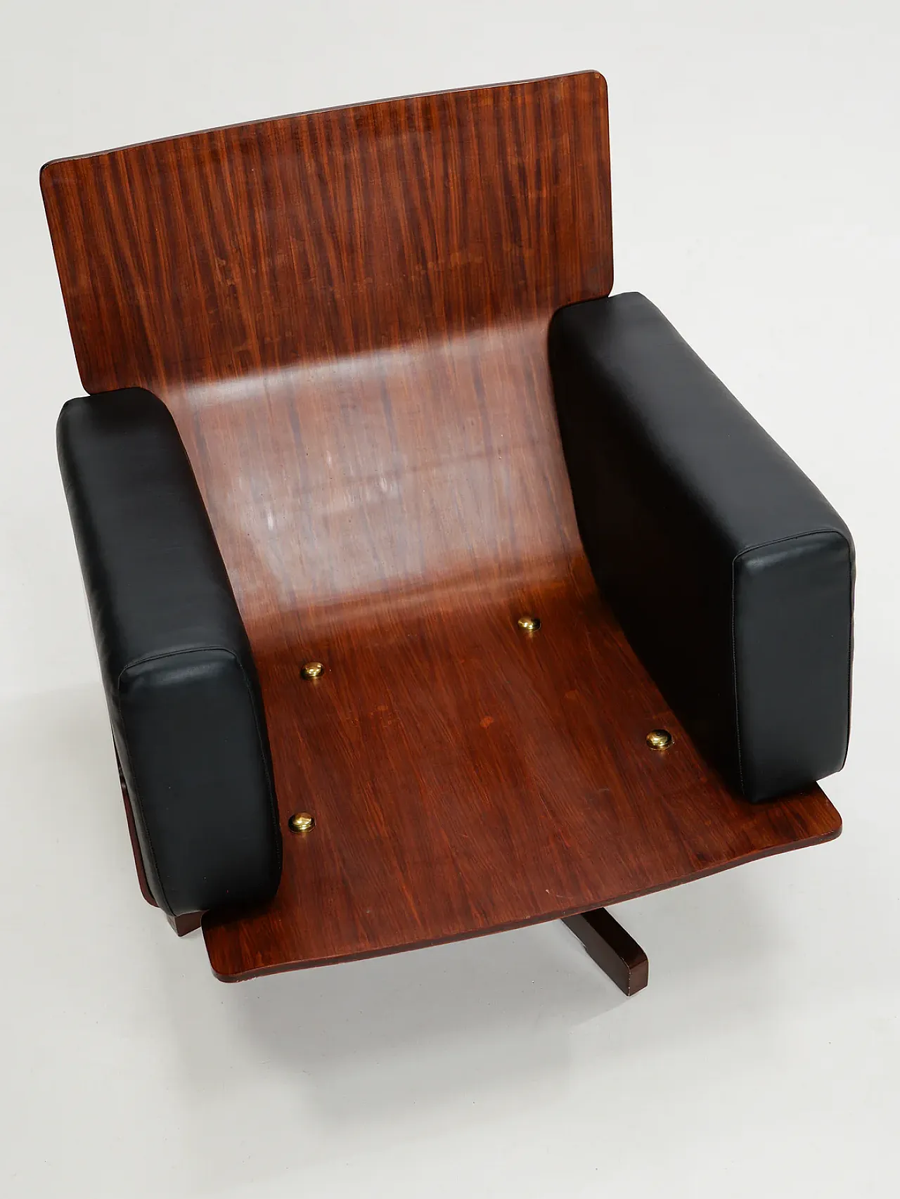 Poltrona in palissandro modello 401 di M. Taro per Cinova, anni '60 11