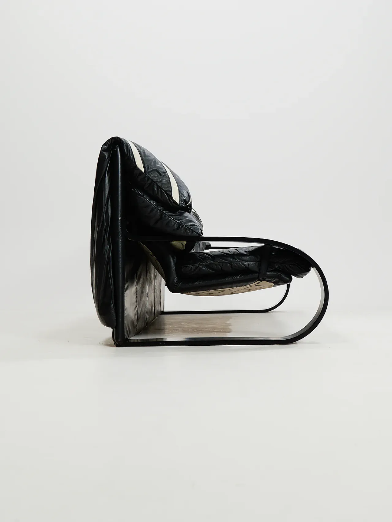 Divano a tre posti in pelle di Coralba, anni '80 3