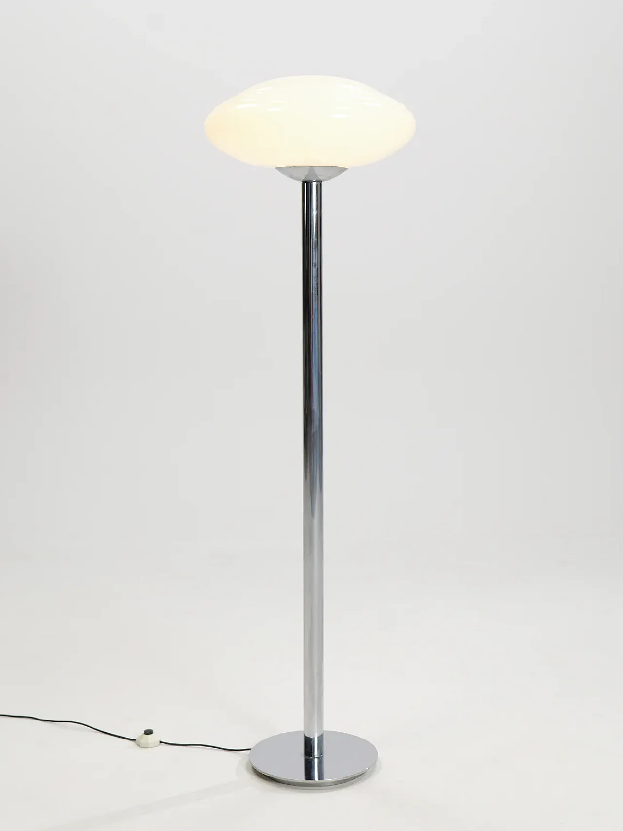 Lampada da terra in acciaio cromato e vetro, anni '70 2