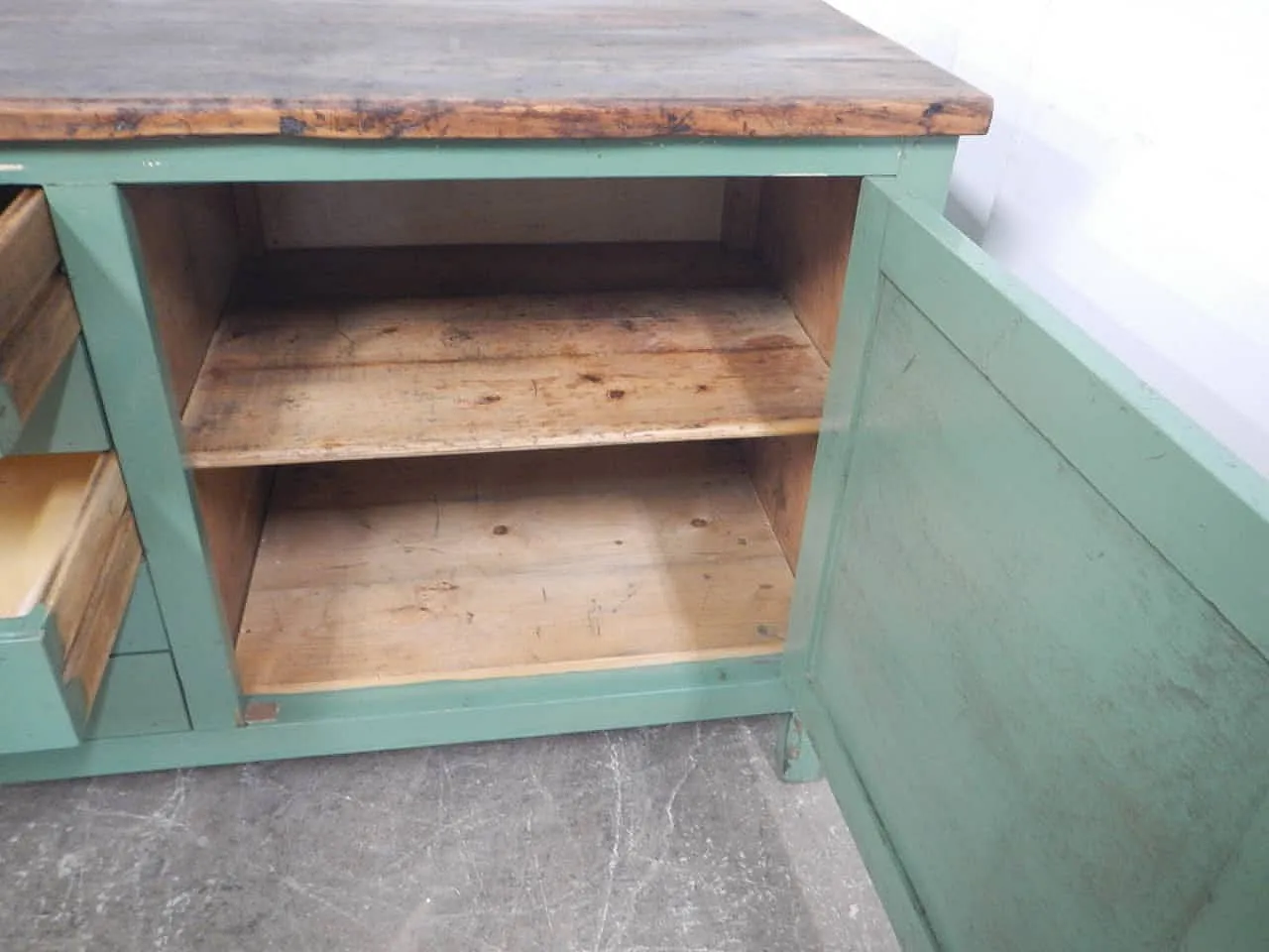 Credenza in abete e olmo, 1960 10