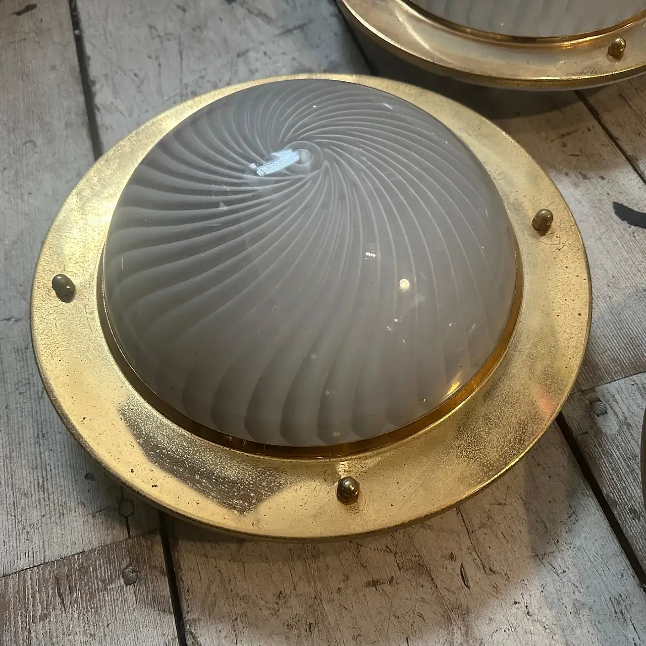 Gilded metal and murano glass ceiling or wall light, 1970s 2