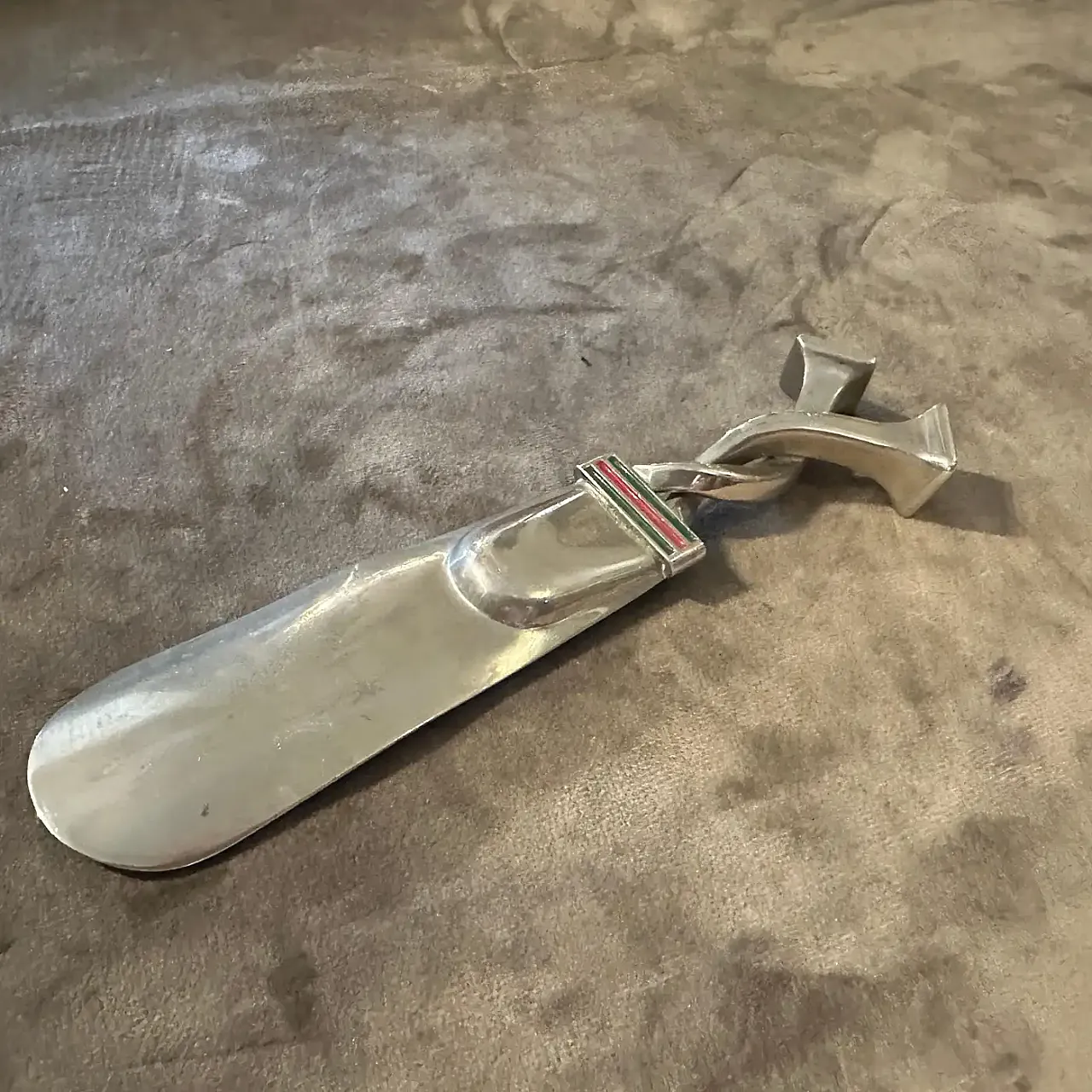 Silver plated enameled metal nail shoehorn by Gucci, 1980s 6