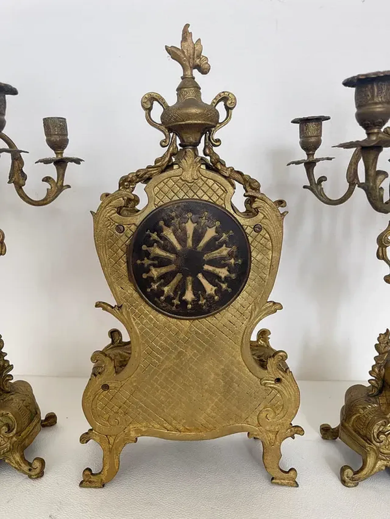 Triptych in gilded bronze, 19th century 10