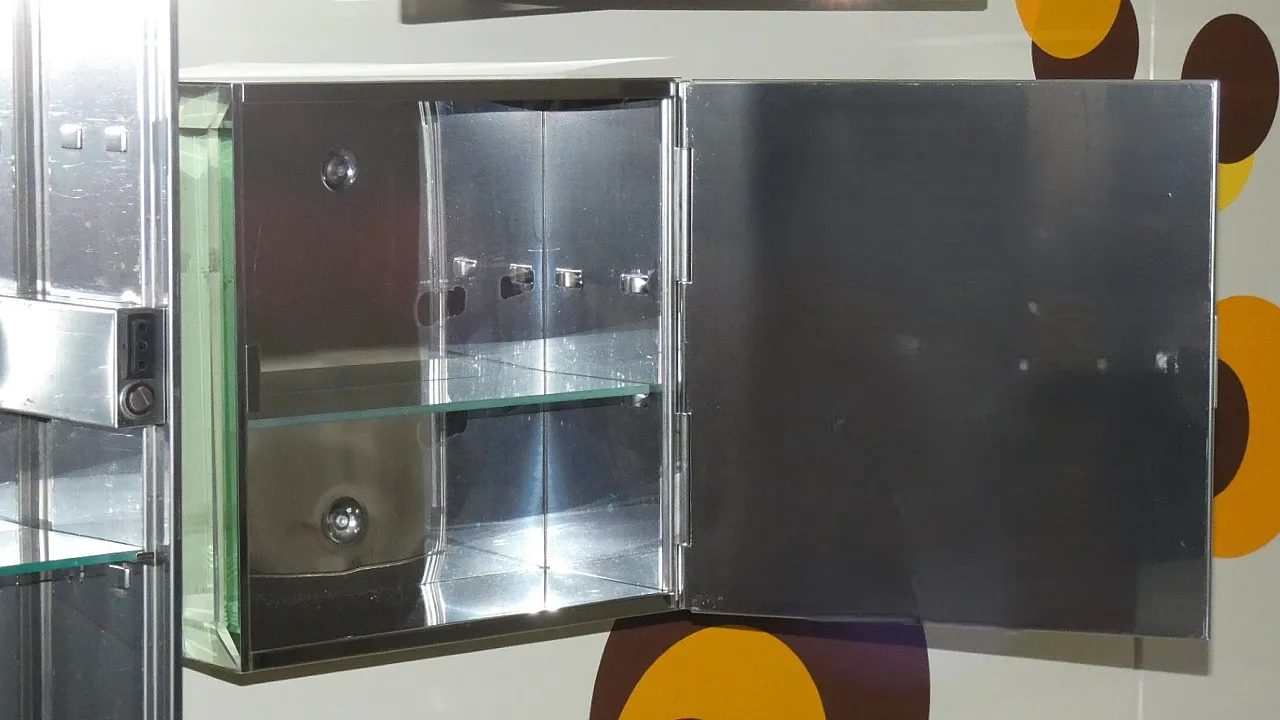 3 armadietti a specchio, Italia, anni '70 13