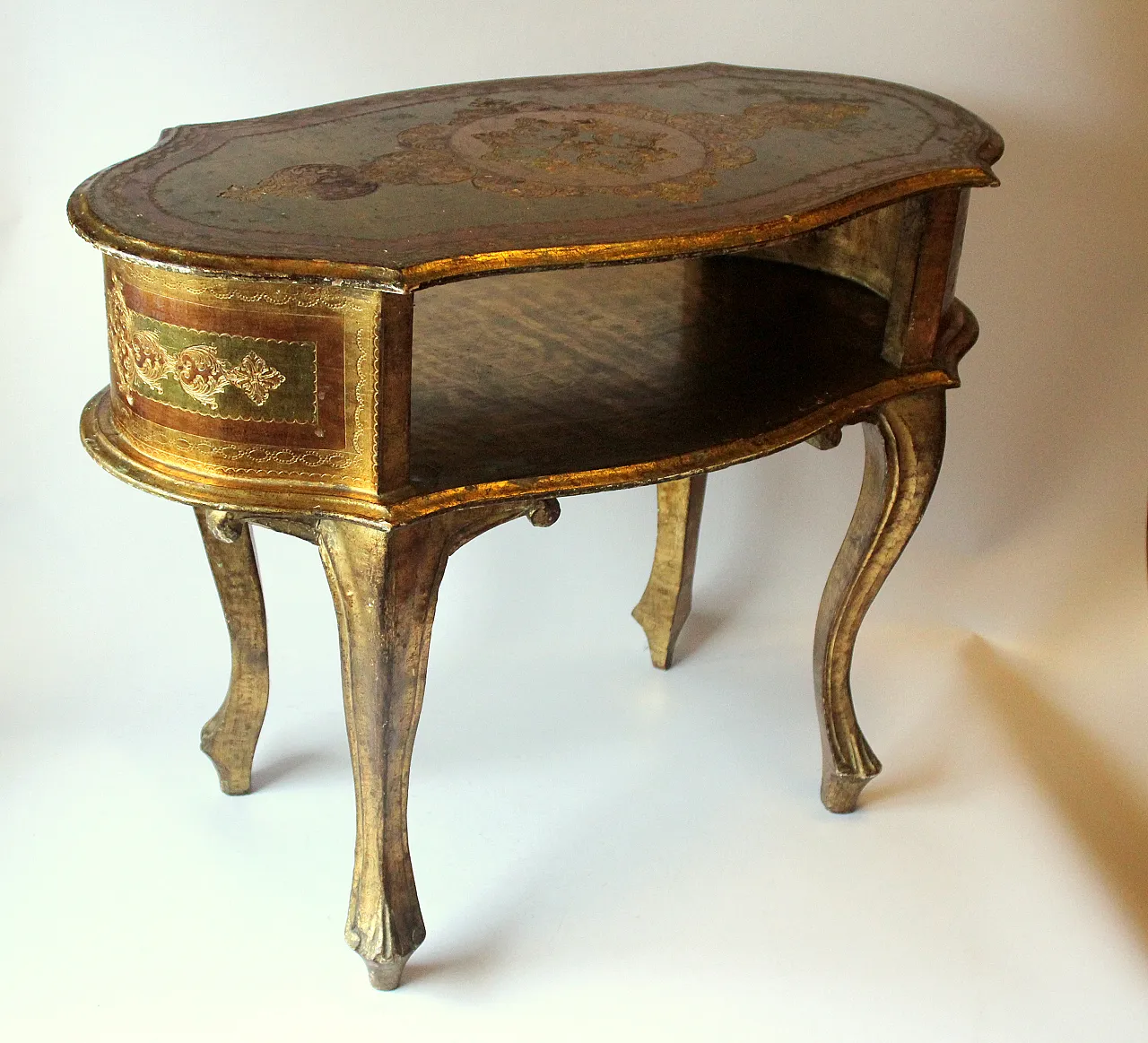 Florentine wooden side table, late 20th century 1