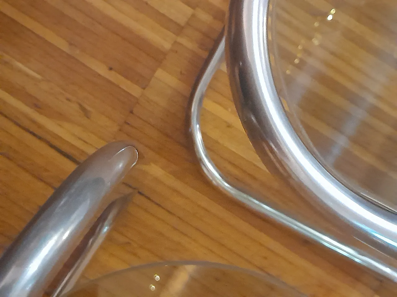 Tavolini a nido con piano in vetro fumé, anni '60 19