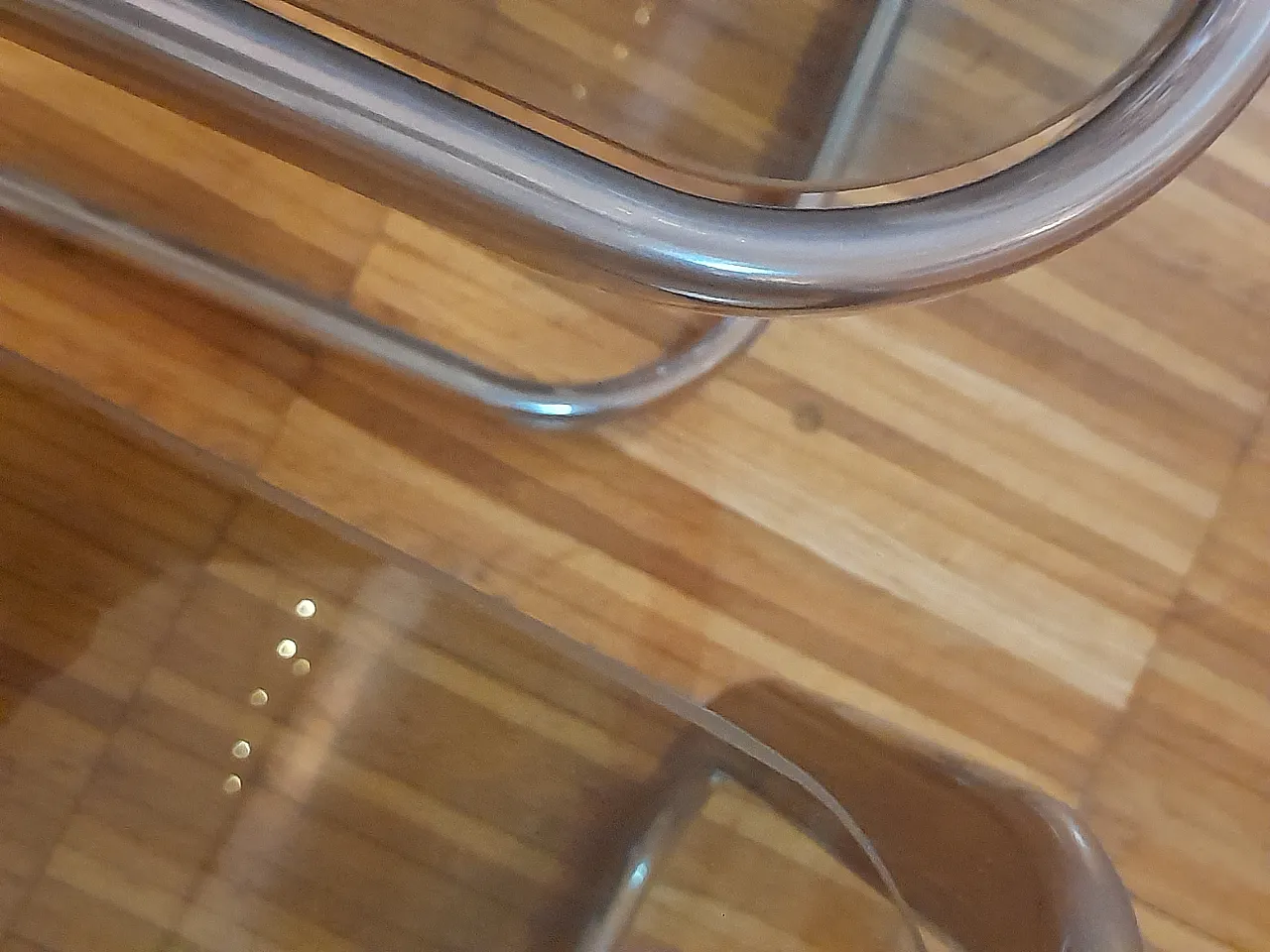 Tavolini a nido con piano in vetro fumé, anni '60 20