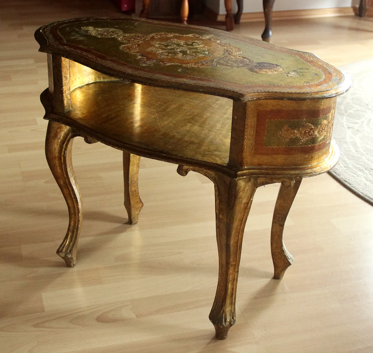 Florentine wooden side table, late 20th century 5