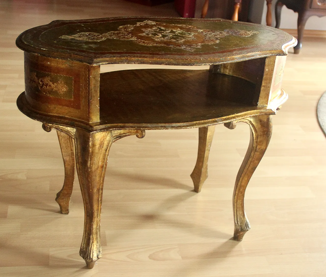Florentine wooden side table, late 20th century 7