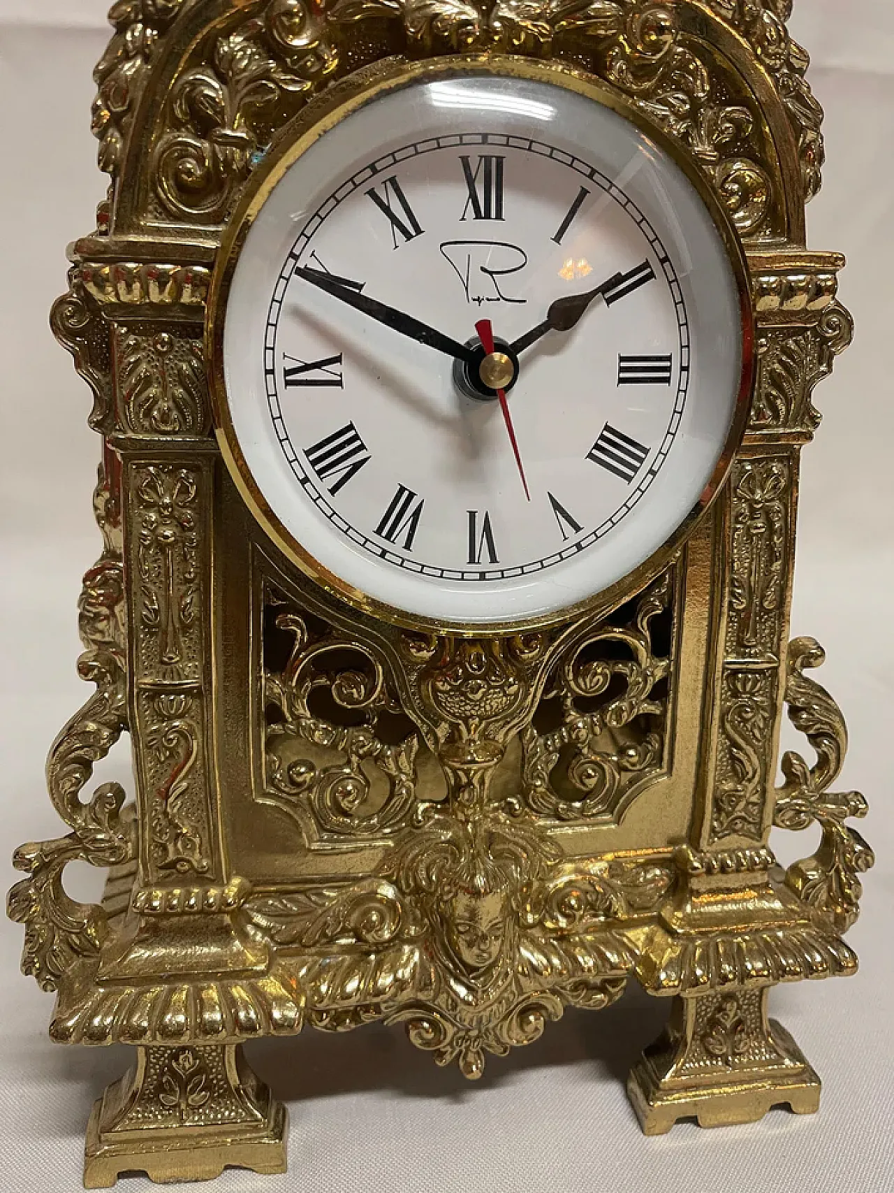 Gilded bronze coffee table clock, 70s 2