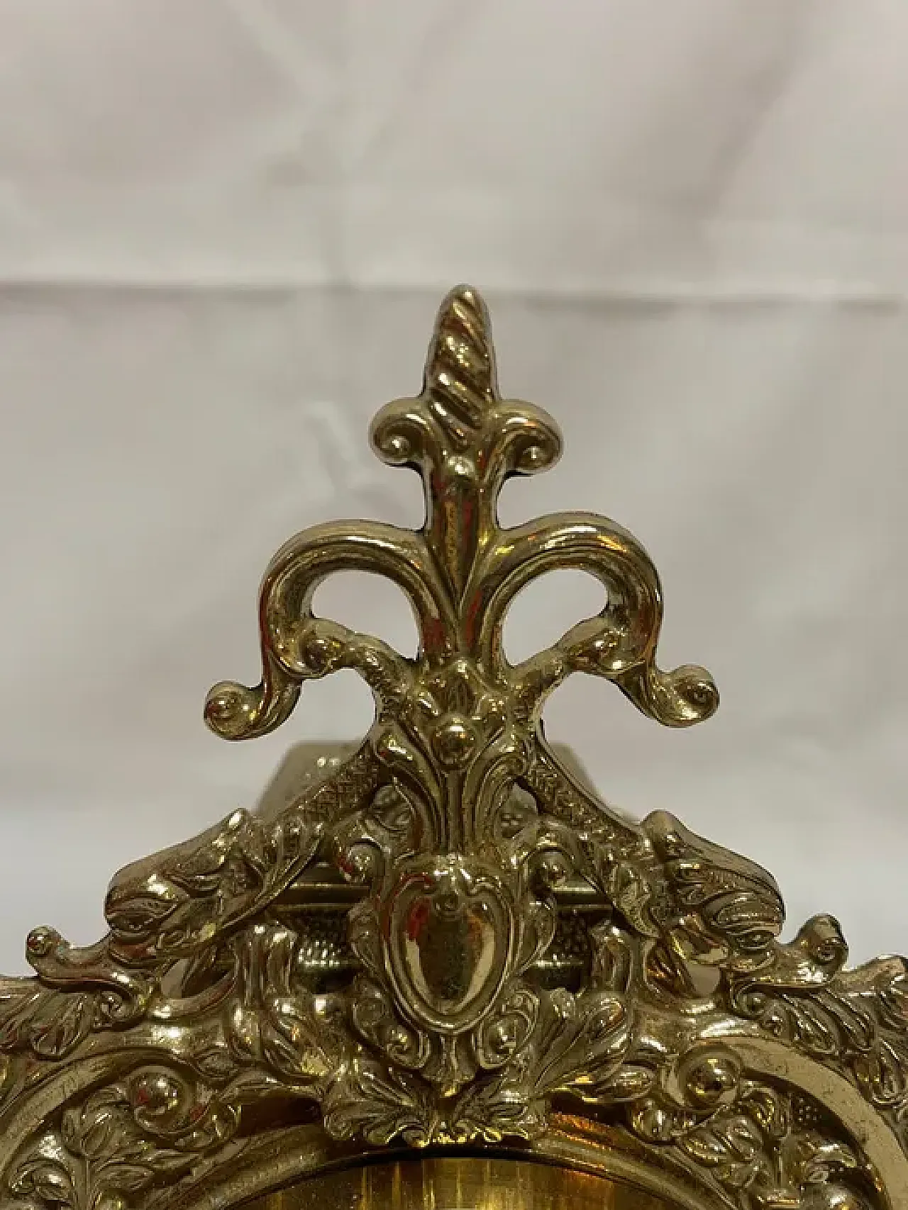 Gilded bronze coffee table clock, 70s 7