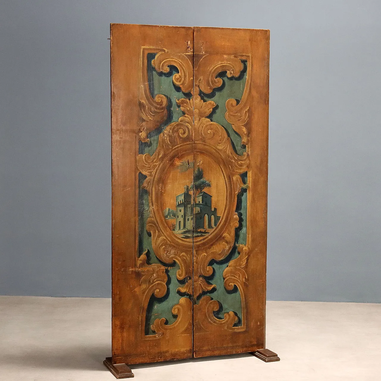 Pair of wooden doors, early 18th century 1