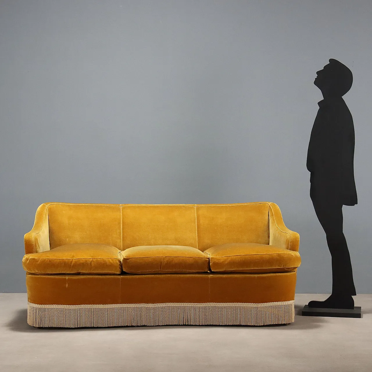 Divano a 3 posti con imbottitura a molle e cuscini in piuma, '900 2