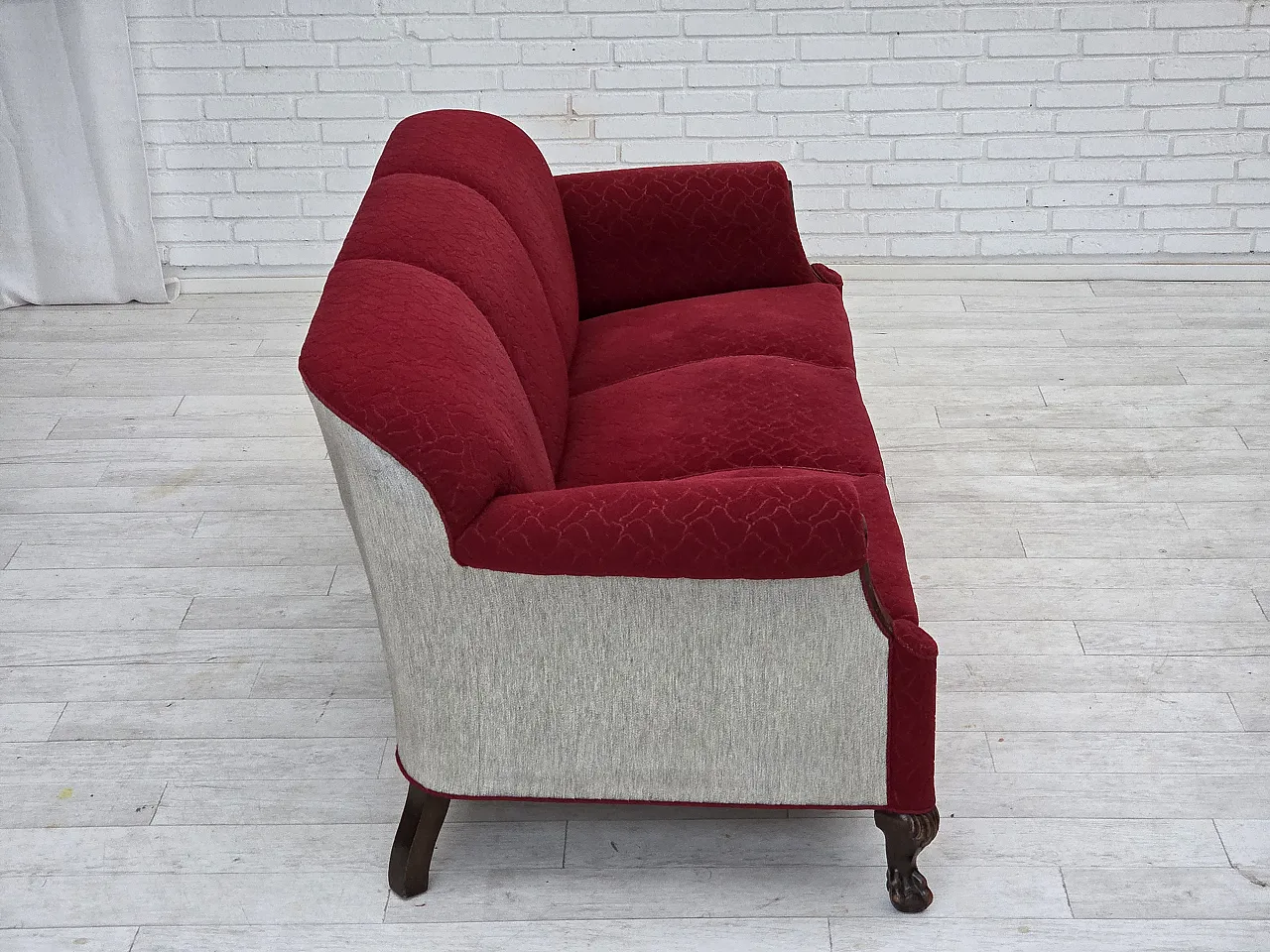 Danish 3-seater sofa, wool, carved oak wood, 1950s 8