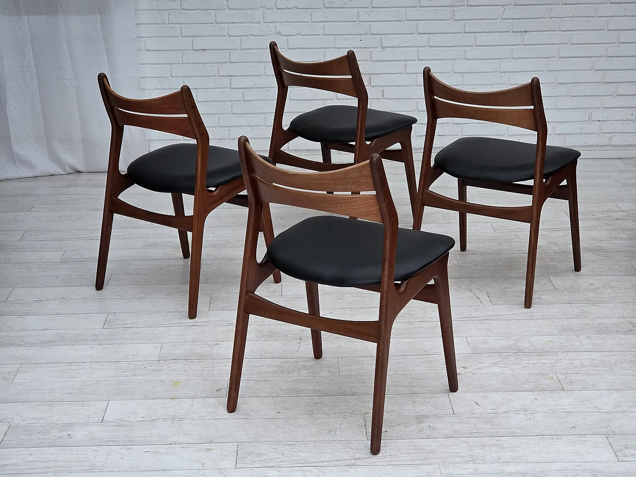 4 sedie da pranzo danesi rivestite, di Erik Buck, anni '60 2