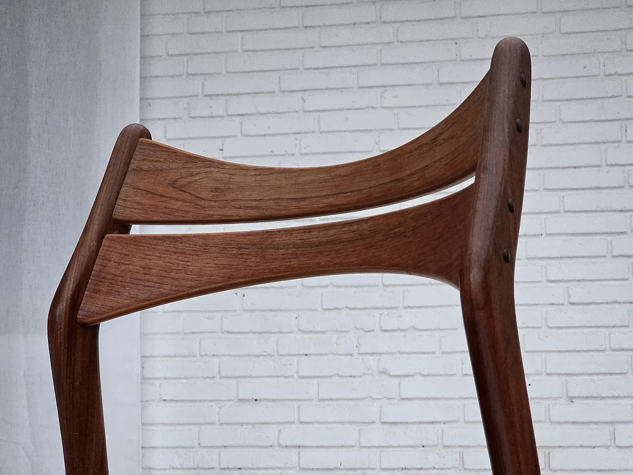 4 sedie da pranzo danesi rivestite, di Erik Buck, anni '60 4