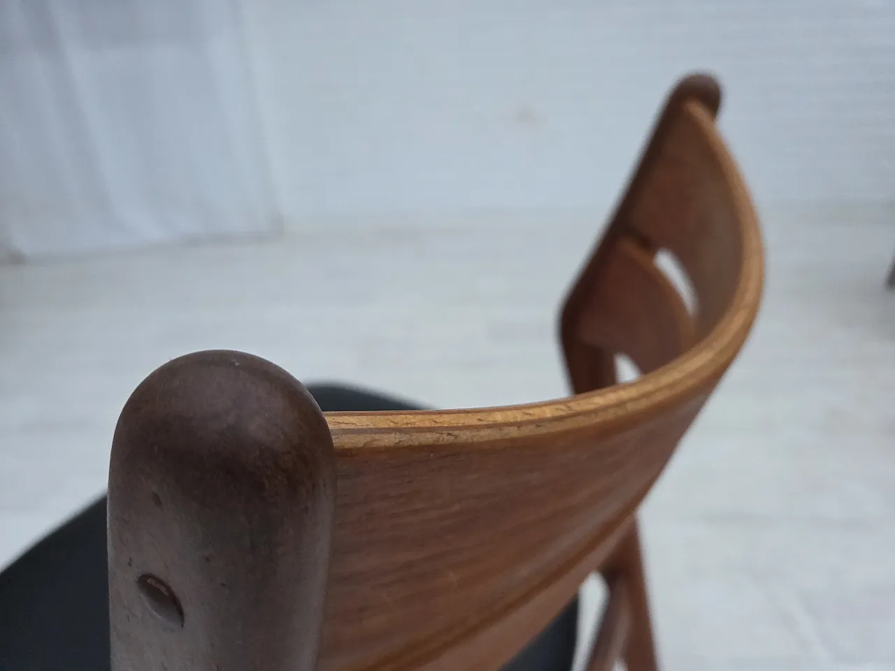 4 sedie da pranzo danesi rivestite, di Erik Buck, anni '60 7