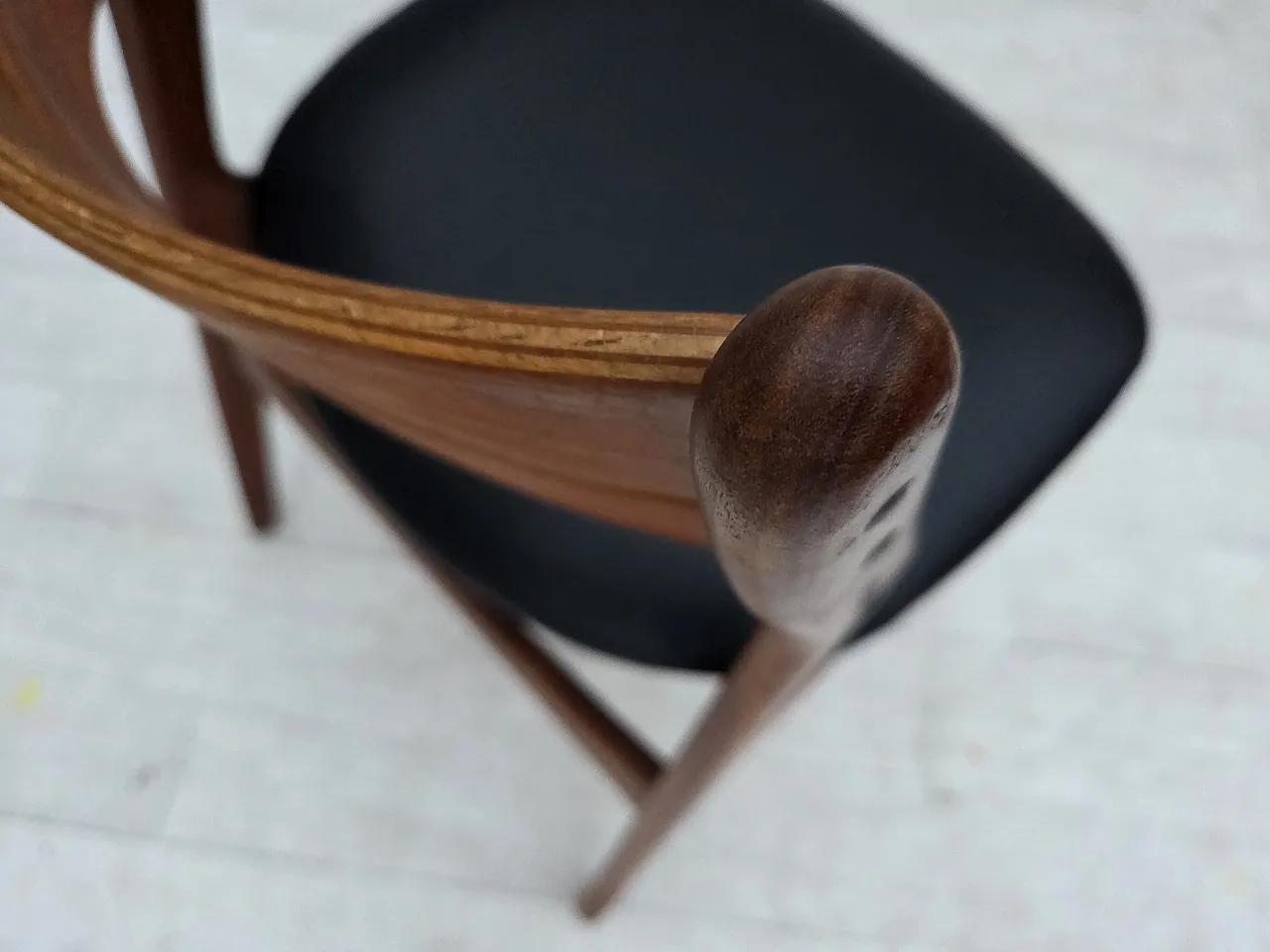 4 sedie da pranzo danesi rivestite, di Erik Buck, anni '60 12