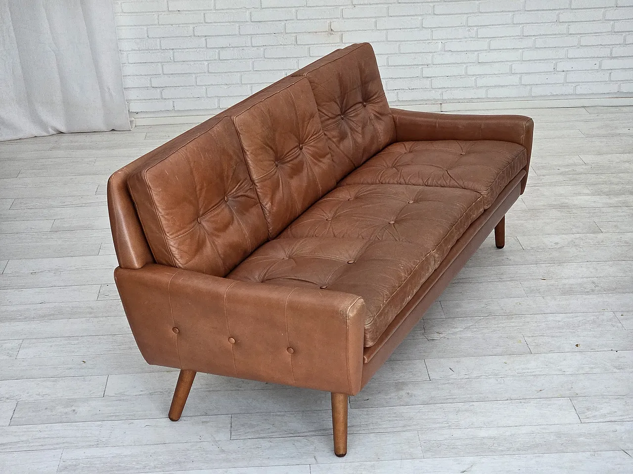 Divano danese a 3 posti, mobili in pelle marrone con patina, anni '70 6