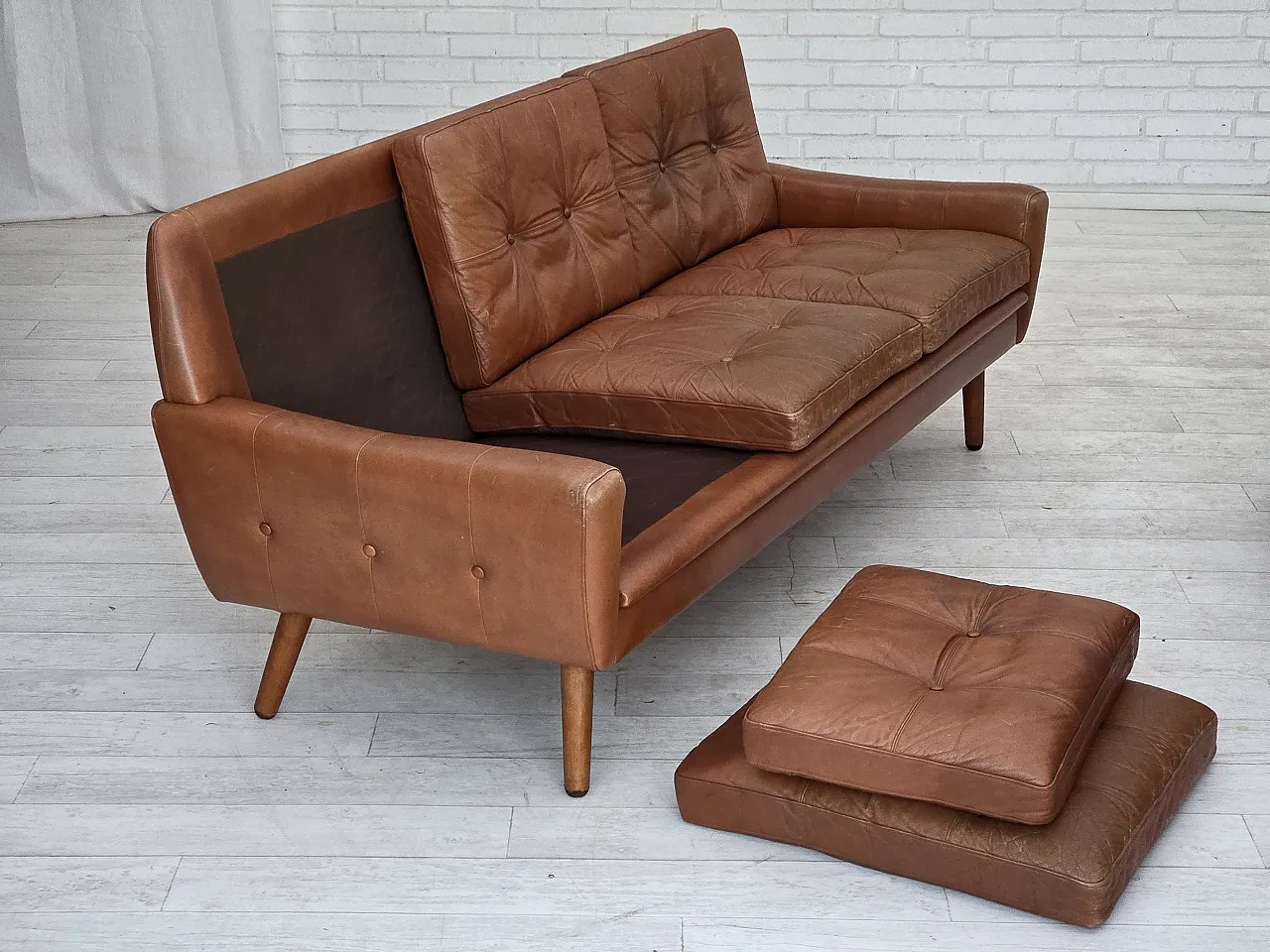 Divano danese a 3 posti, mobili in pelle marrone con patina, anni '70 8
