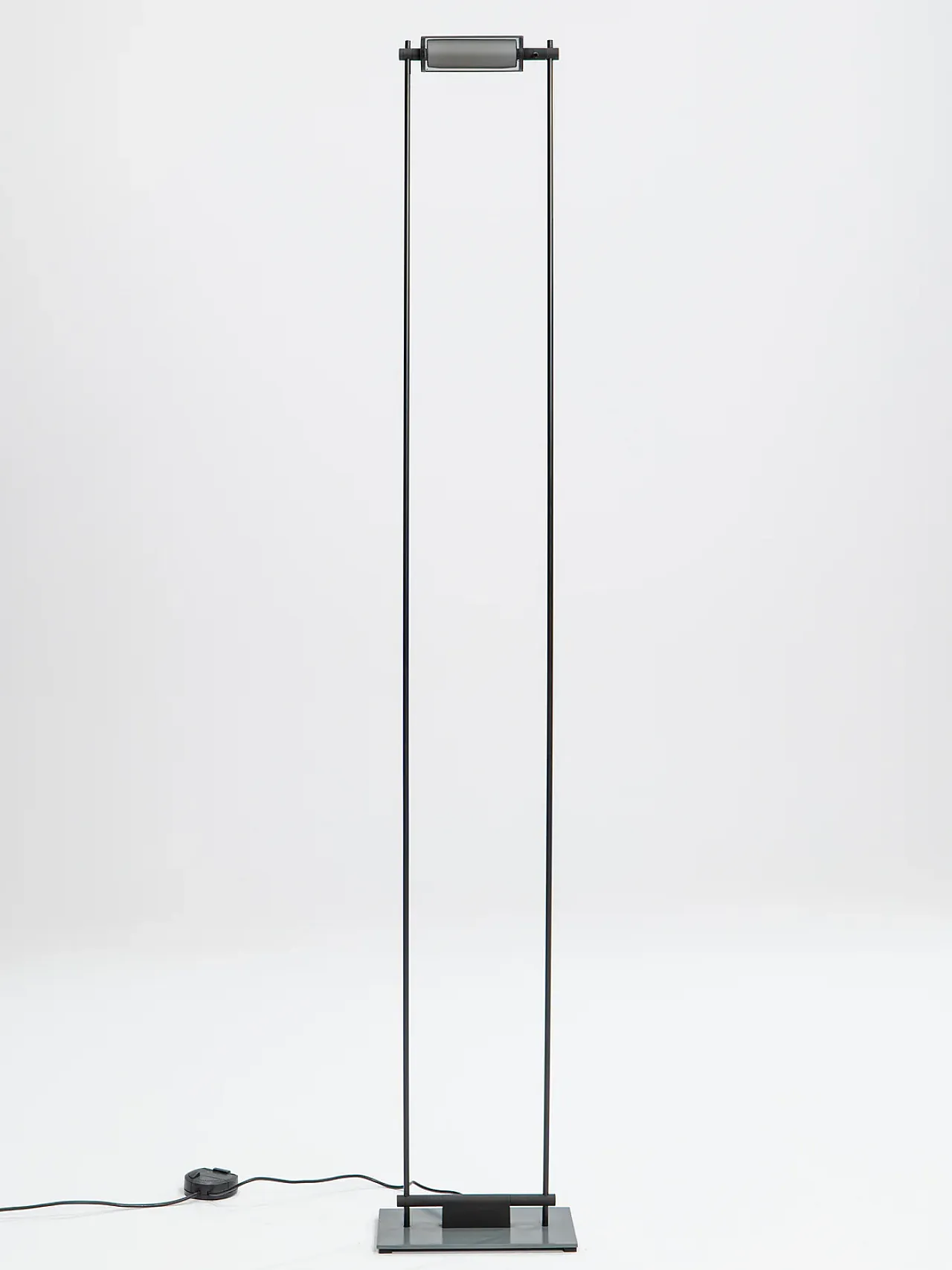 Lampada Logo di M. Colombo e M. Barbaglia per Italiana Luce, anni '90 1