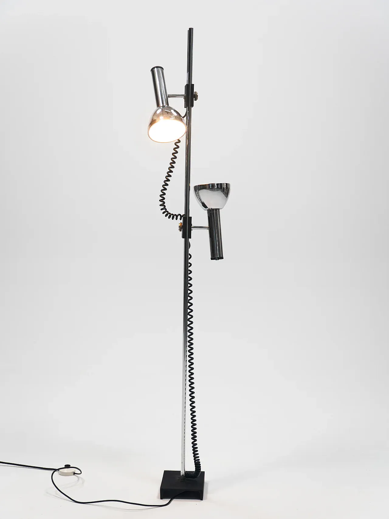 Lampada da terra in metallo cromato di Luci Italia, anni '70 3