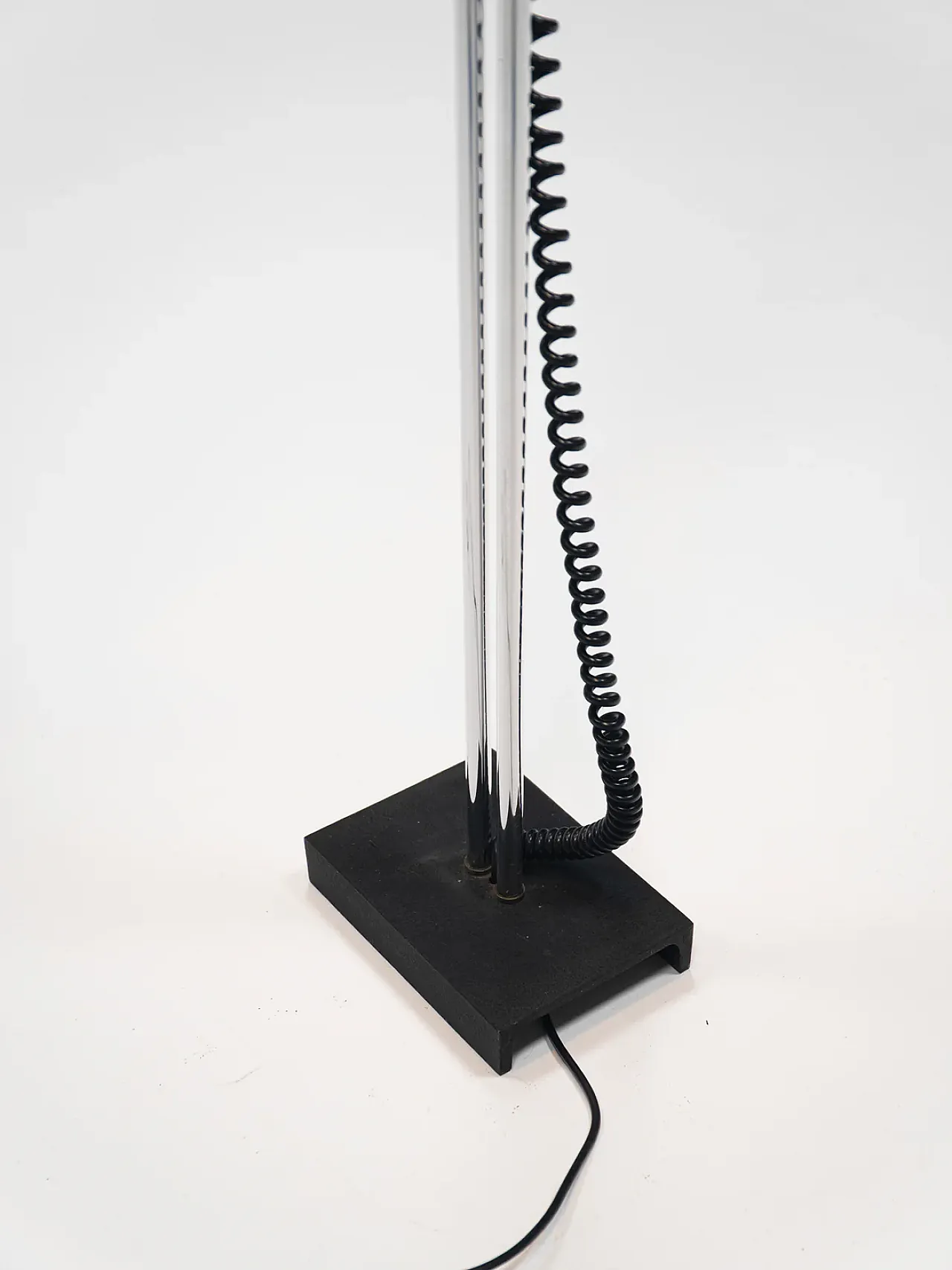 Lampada da terra in metallo cromato di Luci Italia, anni '70 4