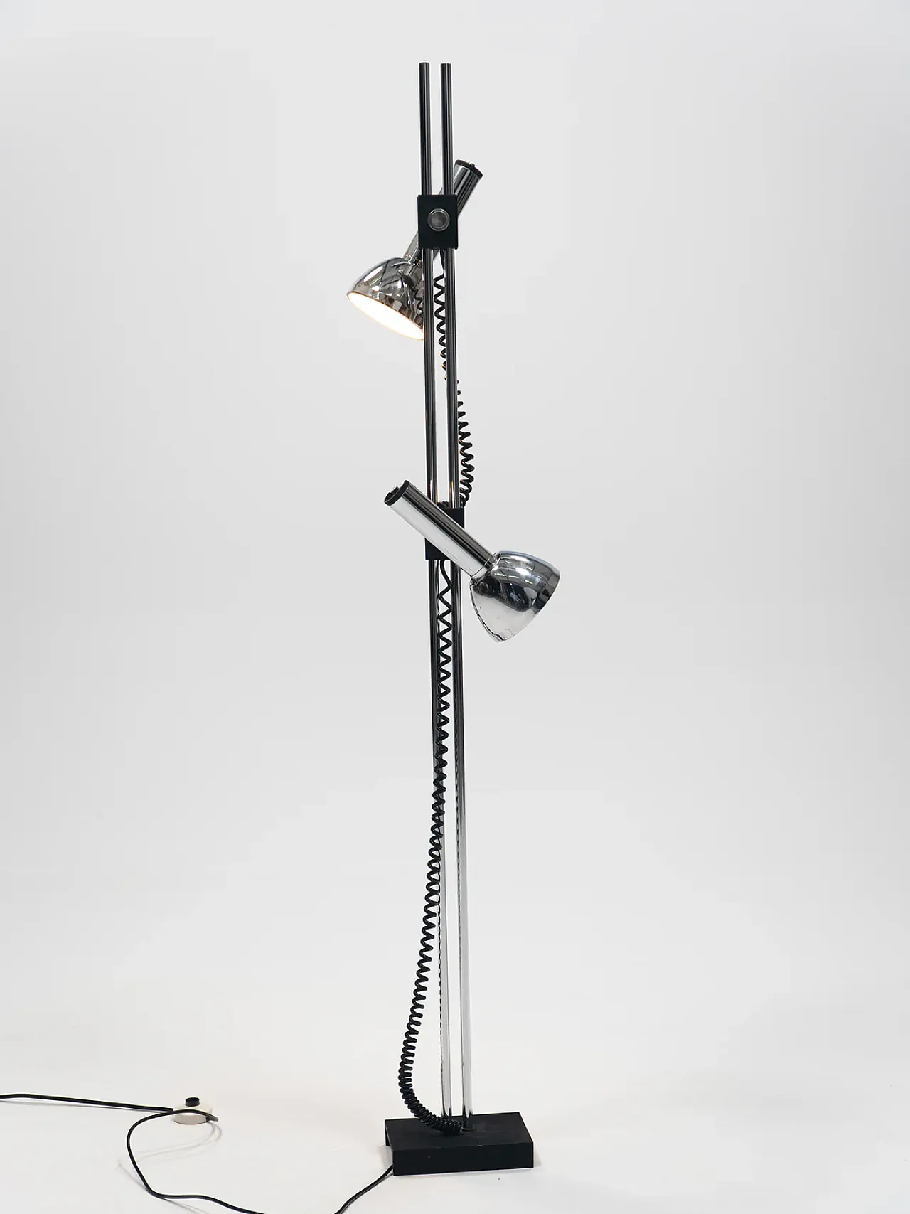 Lampada da terra in metallo cromato di Luci Italia, anni '70 7