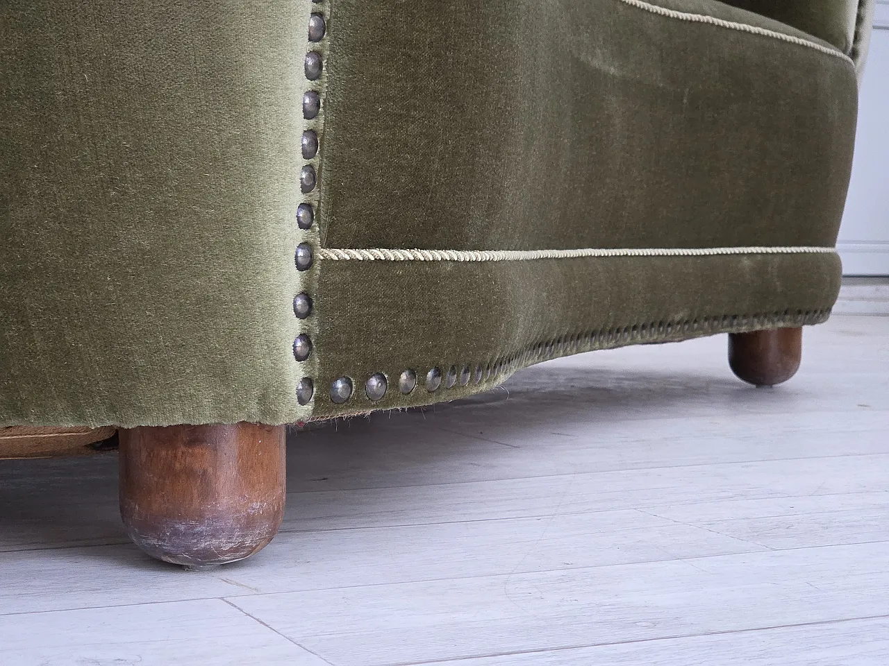 Divano danese "Banana" a 2 posti in velluto, quercia, anni '70 8