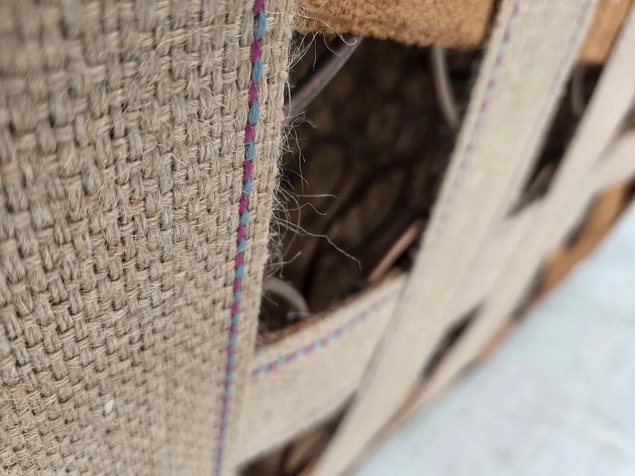 Divano danese "Banana" a 2 posti in velluto, quercia, anni '70 21