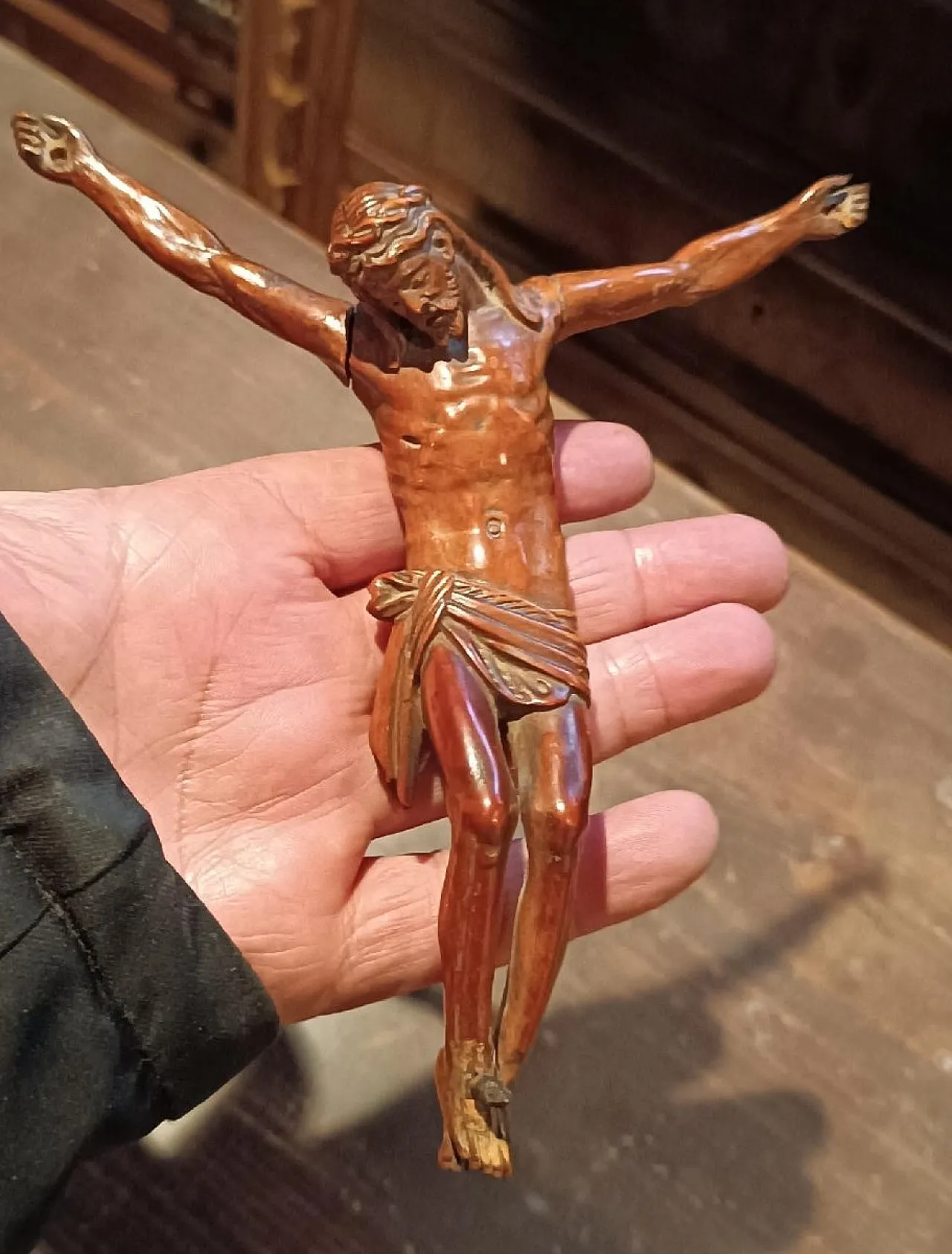 Boxwood figure of Christ, 18th century 2