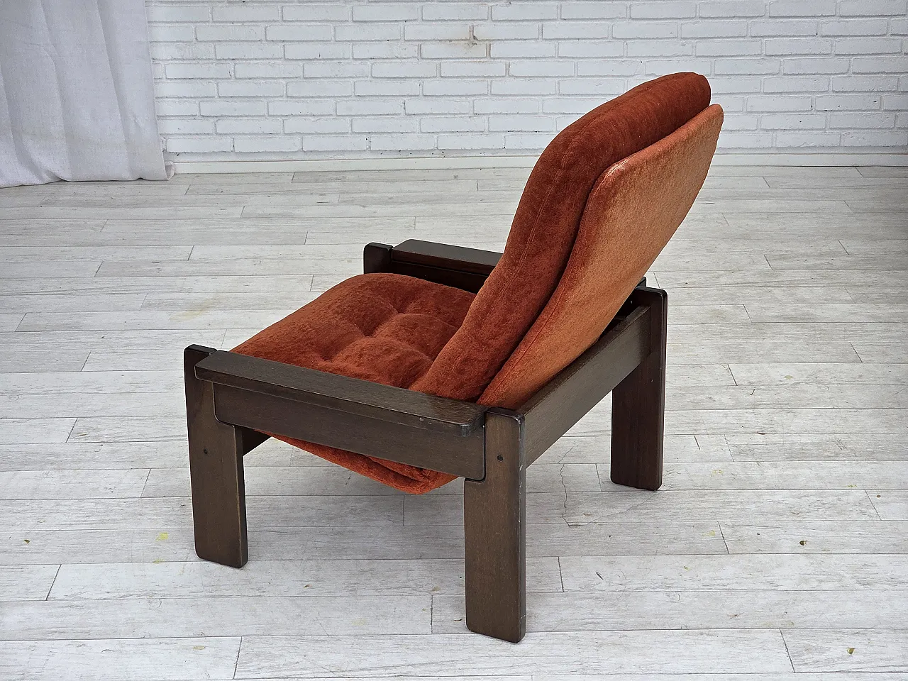 Poltrona danese in velluto arancione/rosso quercia scura, anni '70 13