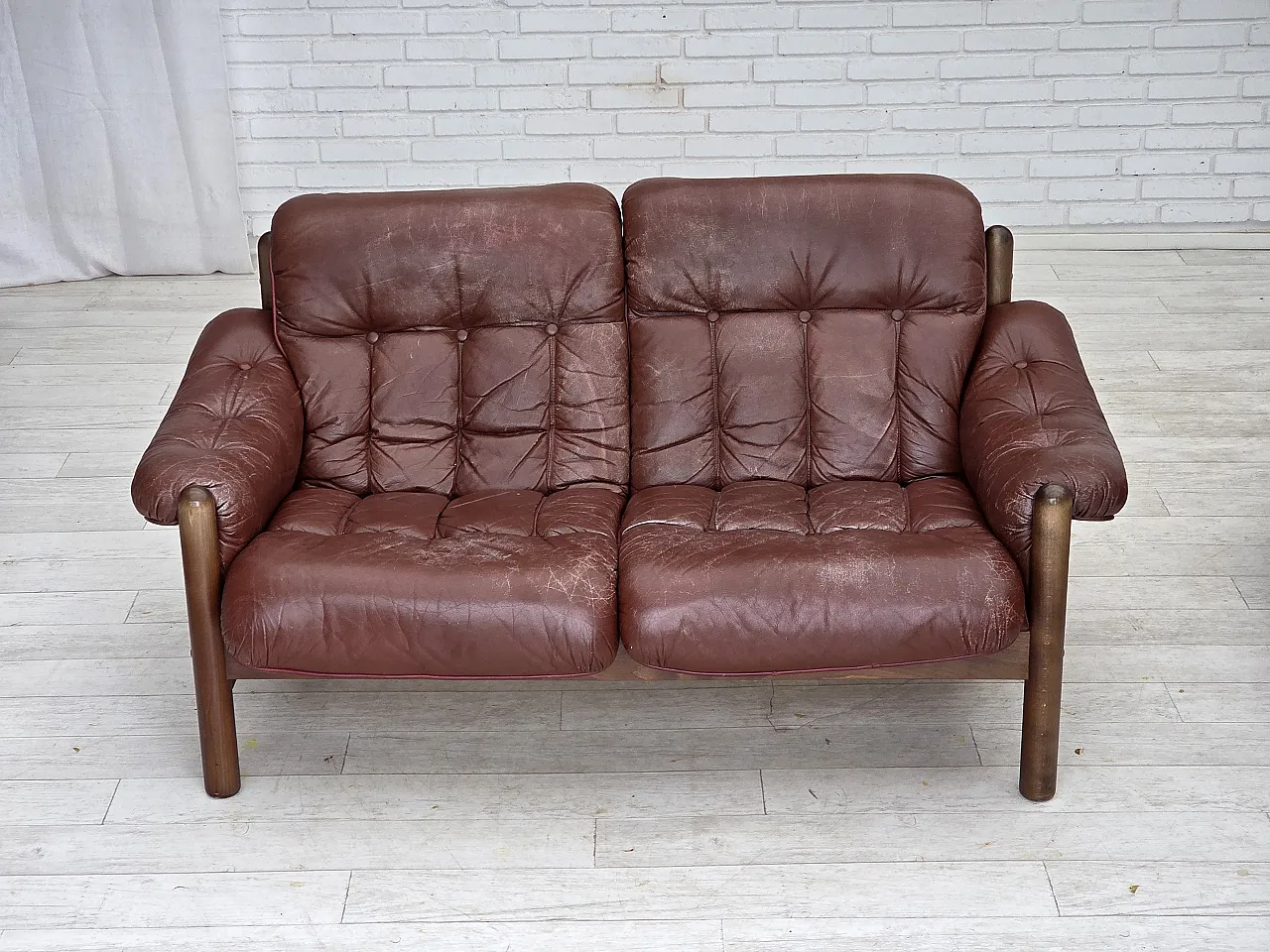 Divano svedese a 2 posti, pelle marrone con patina, anni '70 2