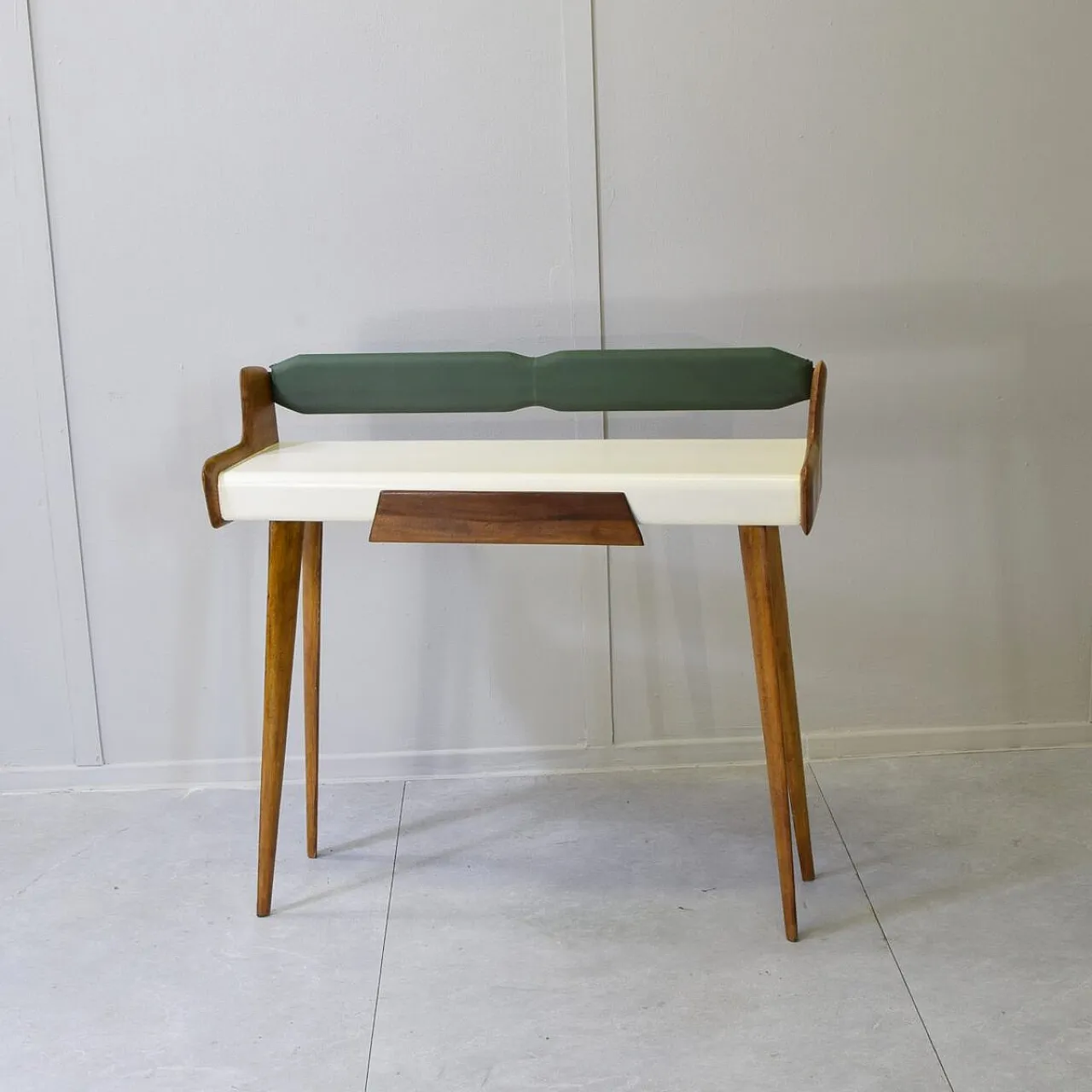 Consolle in noce di Carlo De Carli, anni '50 2