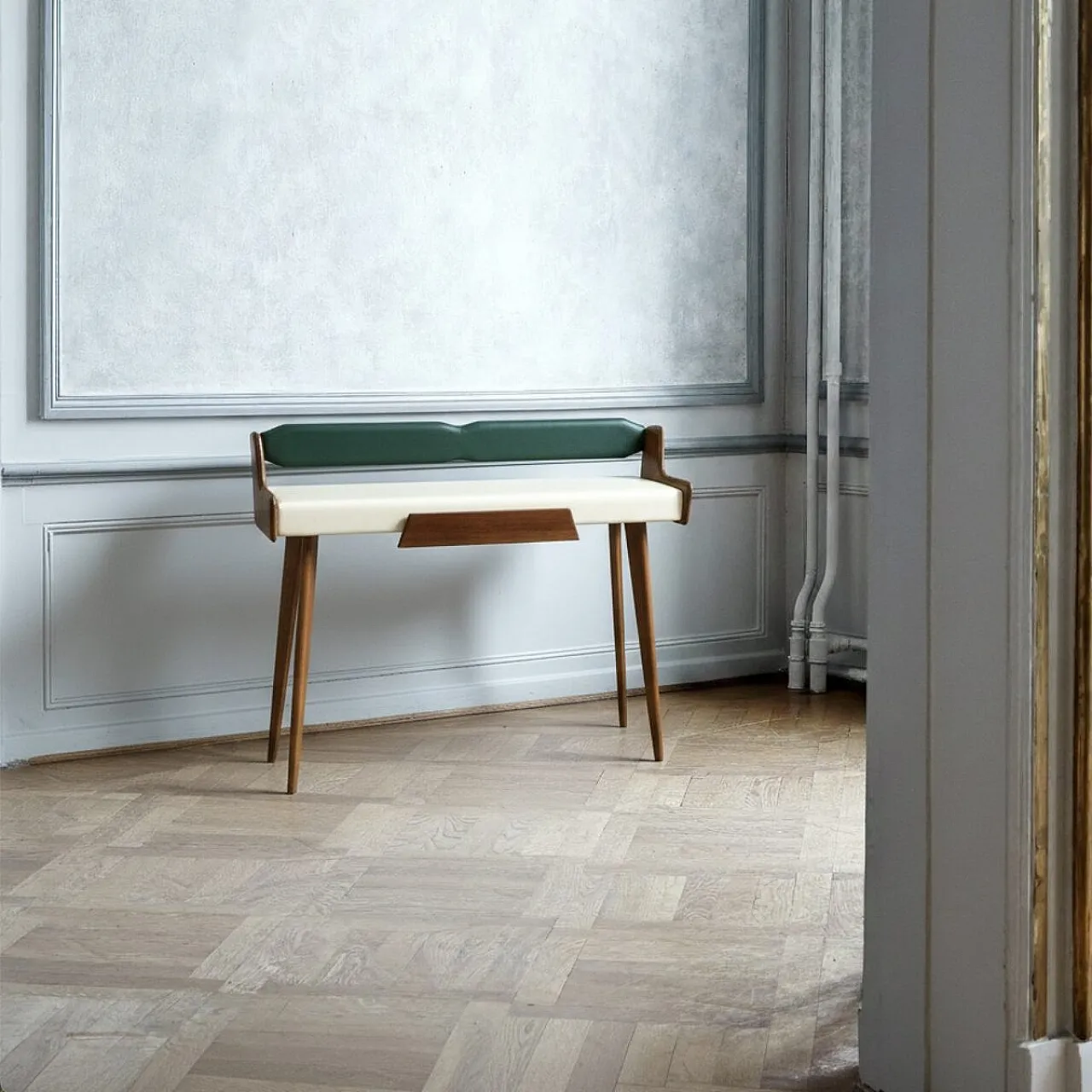 Consolle in noce di Carlo De Carli, anni '50 9