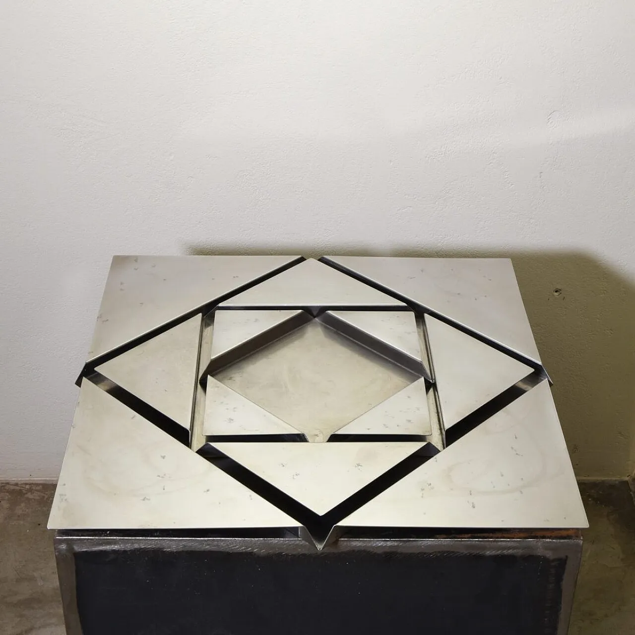 Vassoio placcato di Renzo Bioli per Il Picchio Firenze, anni '70 3