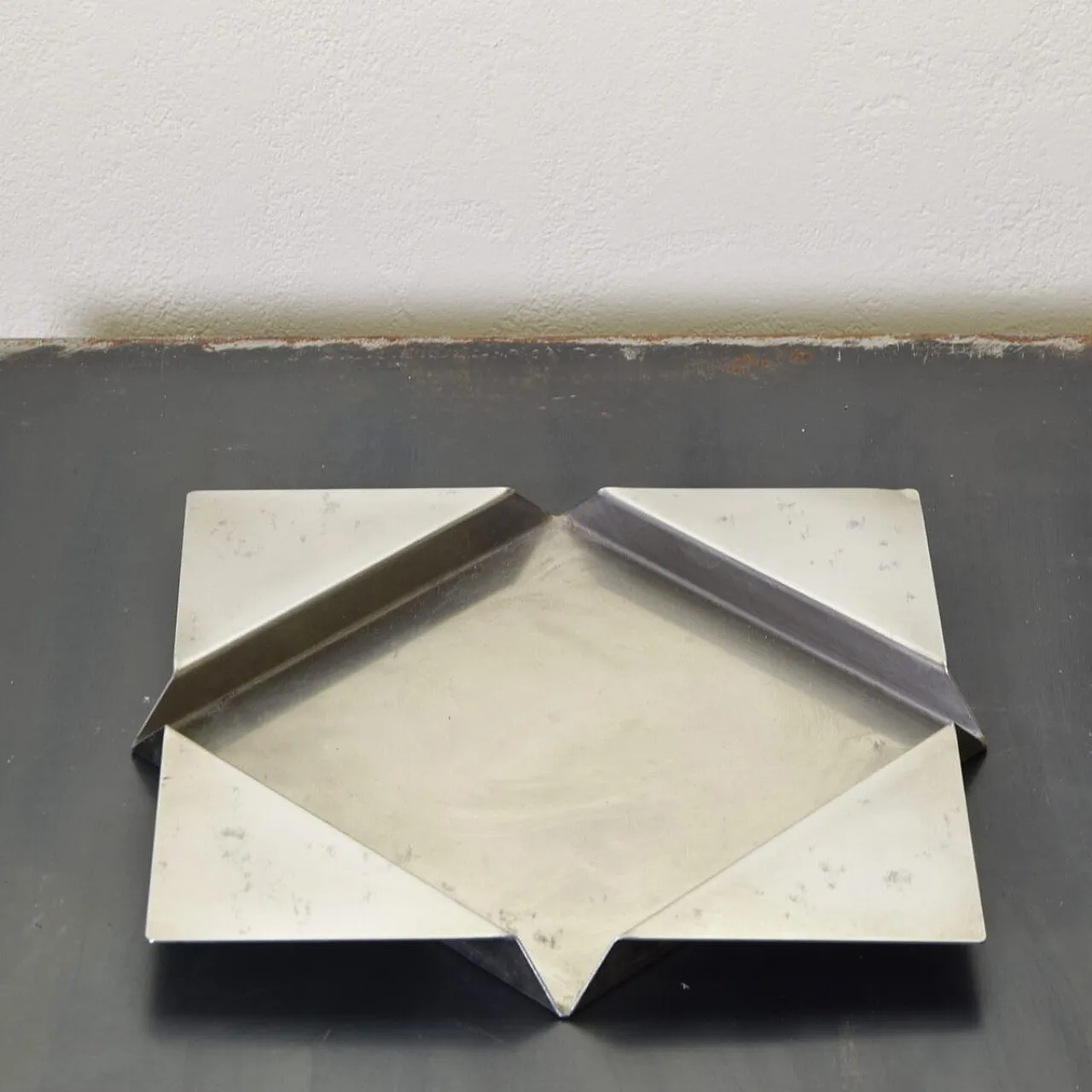 Vassoio placcato di Renzo Bioli per Il Picchio Firenze, anni '70 7