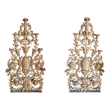 Coppia di candelabri da terra in legno dorato, '700