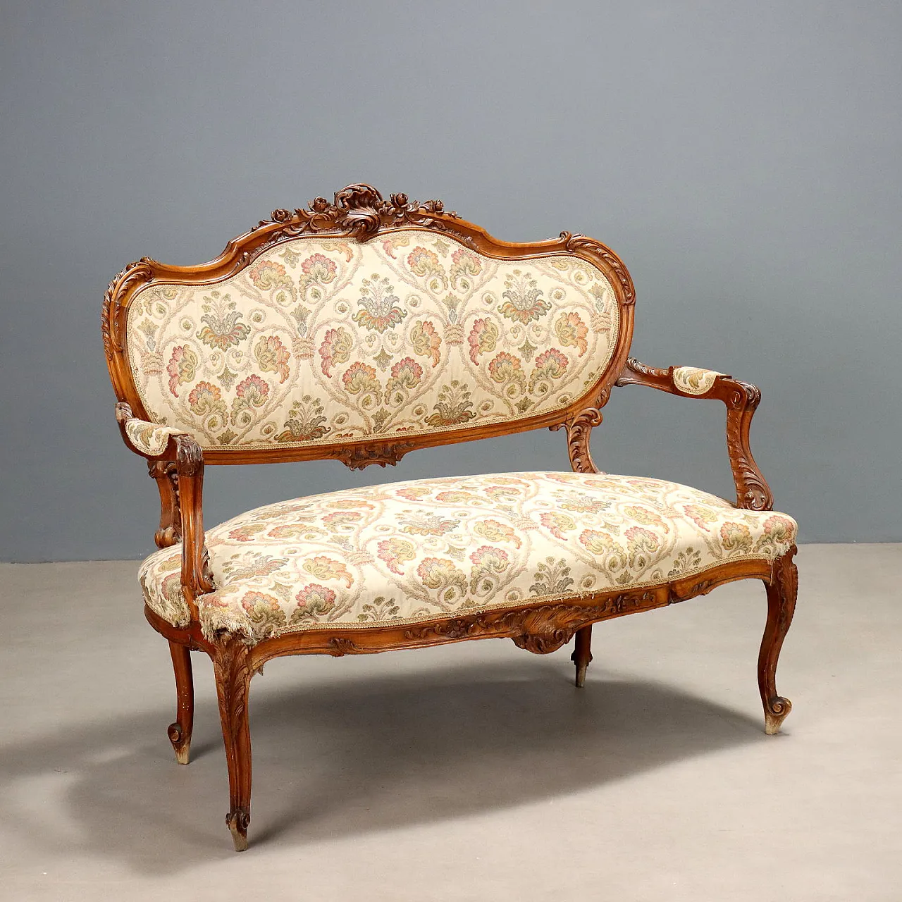 Divano a due posti in noce in stile tardo barocco, fine '800 1