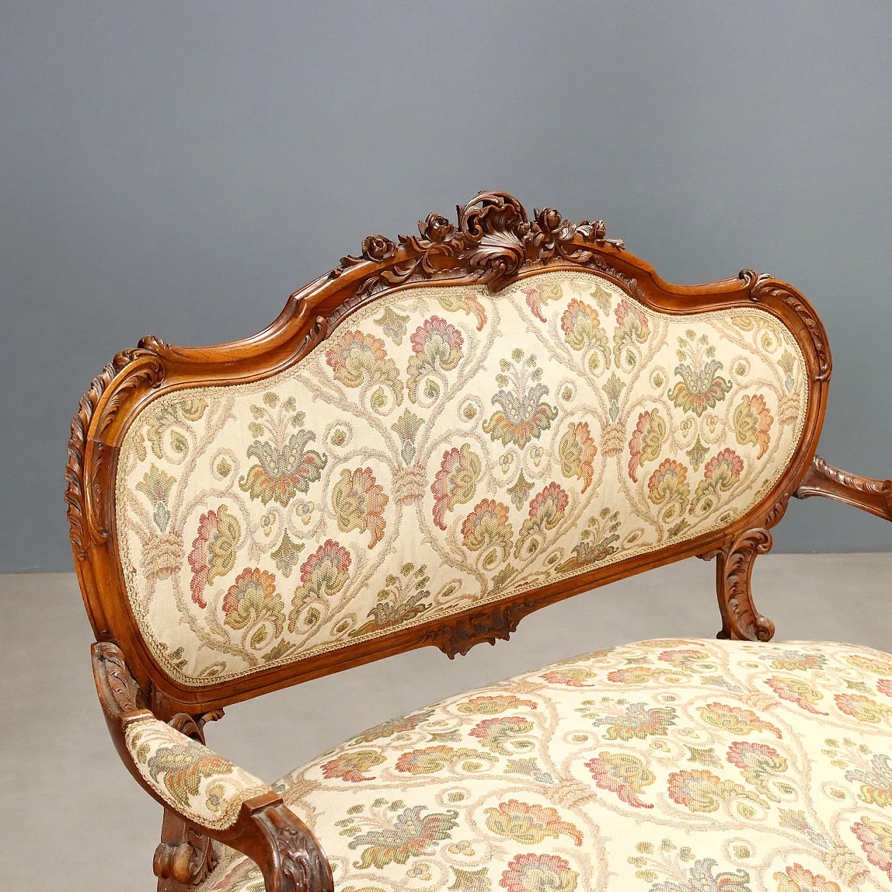 Divano a due posti in noce in stile tardo barocco, fine '800 3