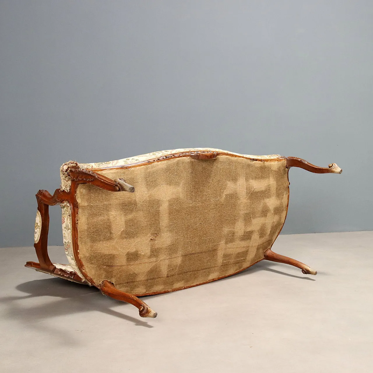 Divano a due posti in noce in stile tardo barocco, fine '800 7