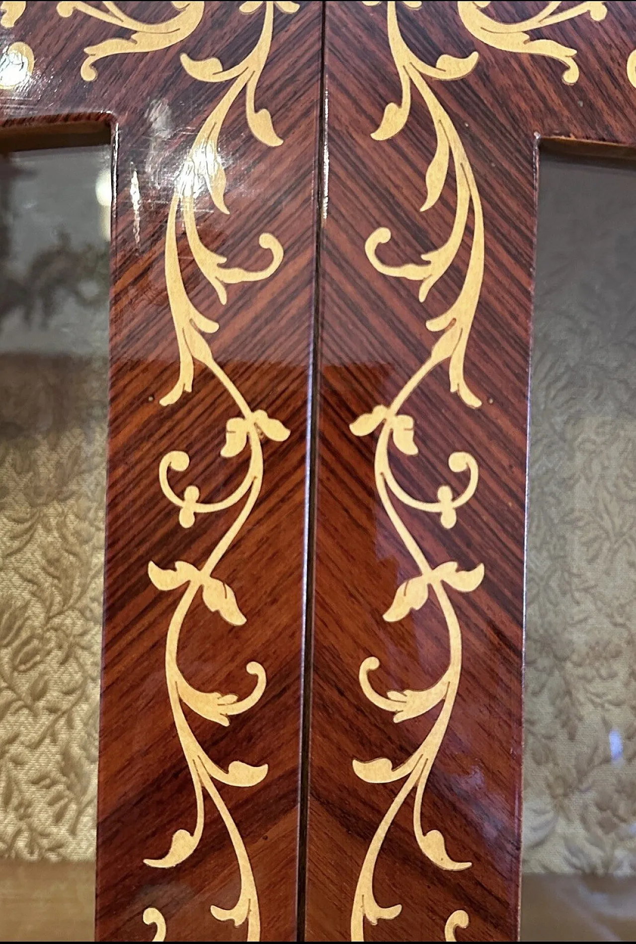 Beetle-style inlaid Trumeau cabinet with tipper, 20th century 4