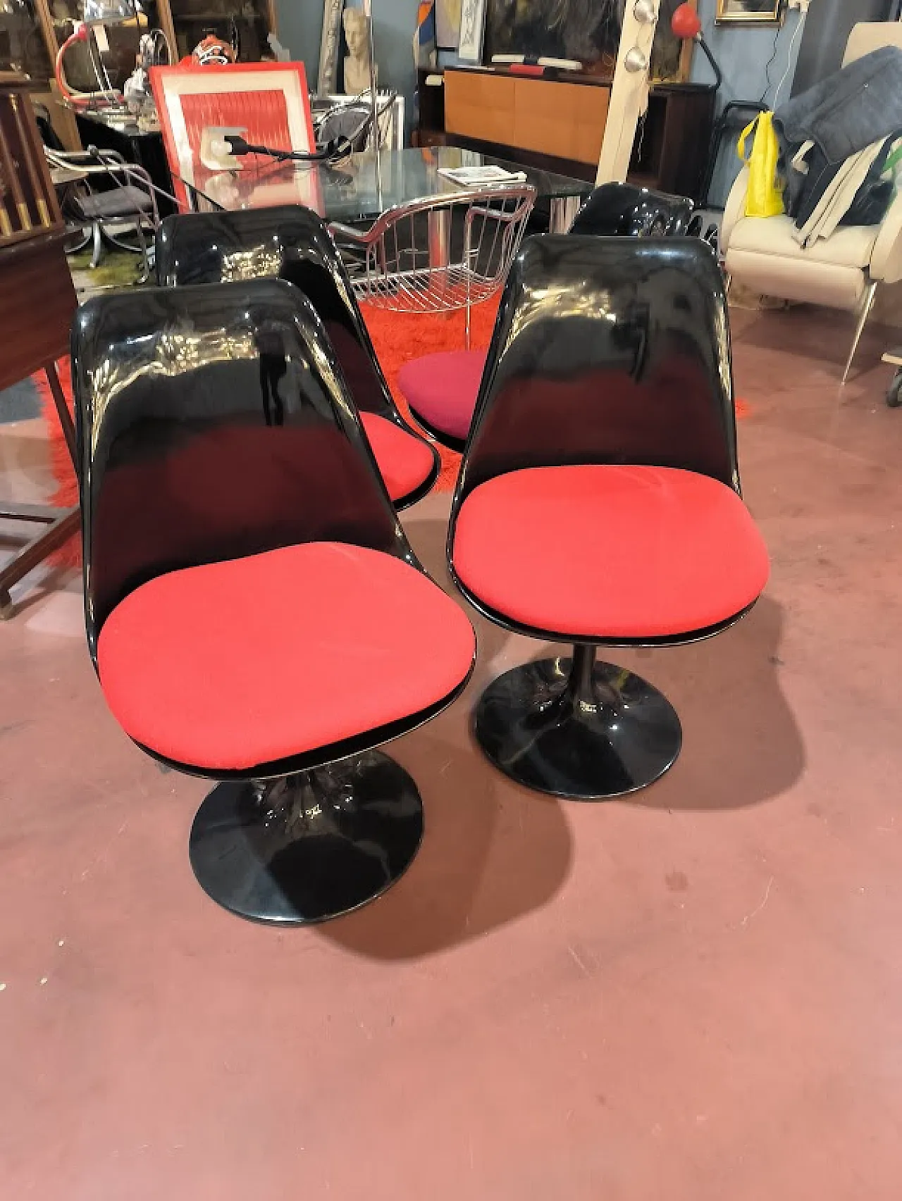 4 sedie Tulip di Bonzanini in vertroresina, anni '60 6