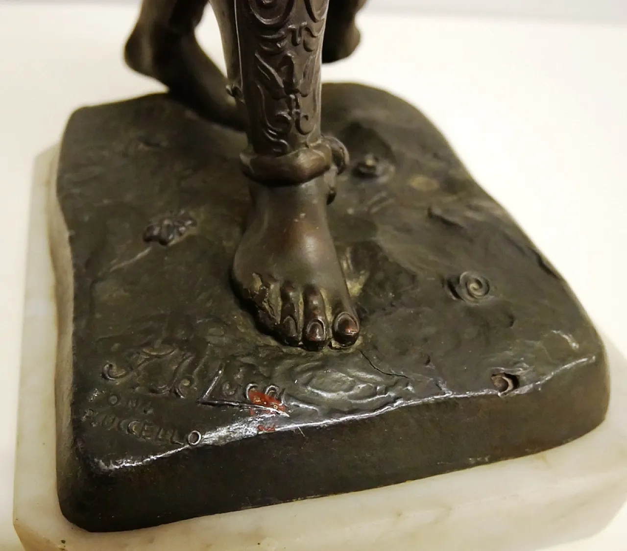 Scultura in antimonio di F. De Luca, '900 4