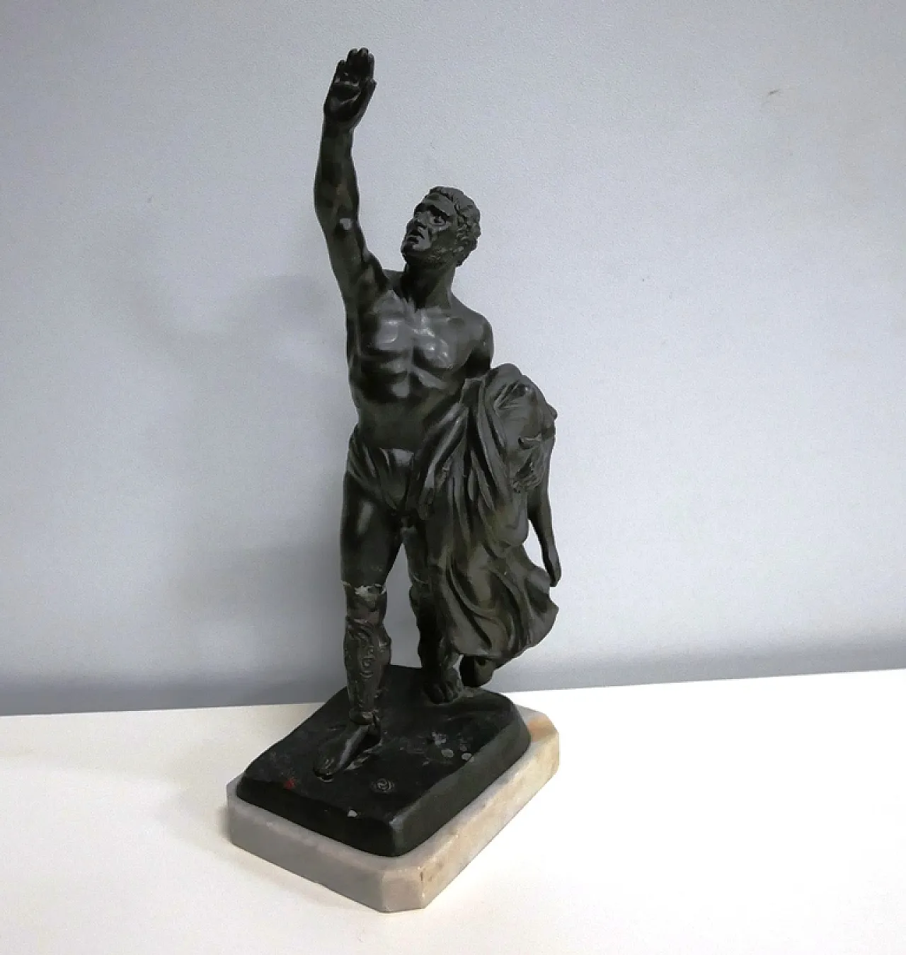 Scultura in antimonio di F. De Luca, '900 11