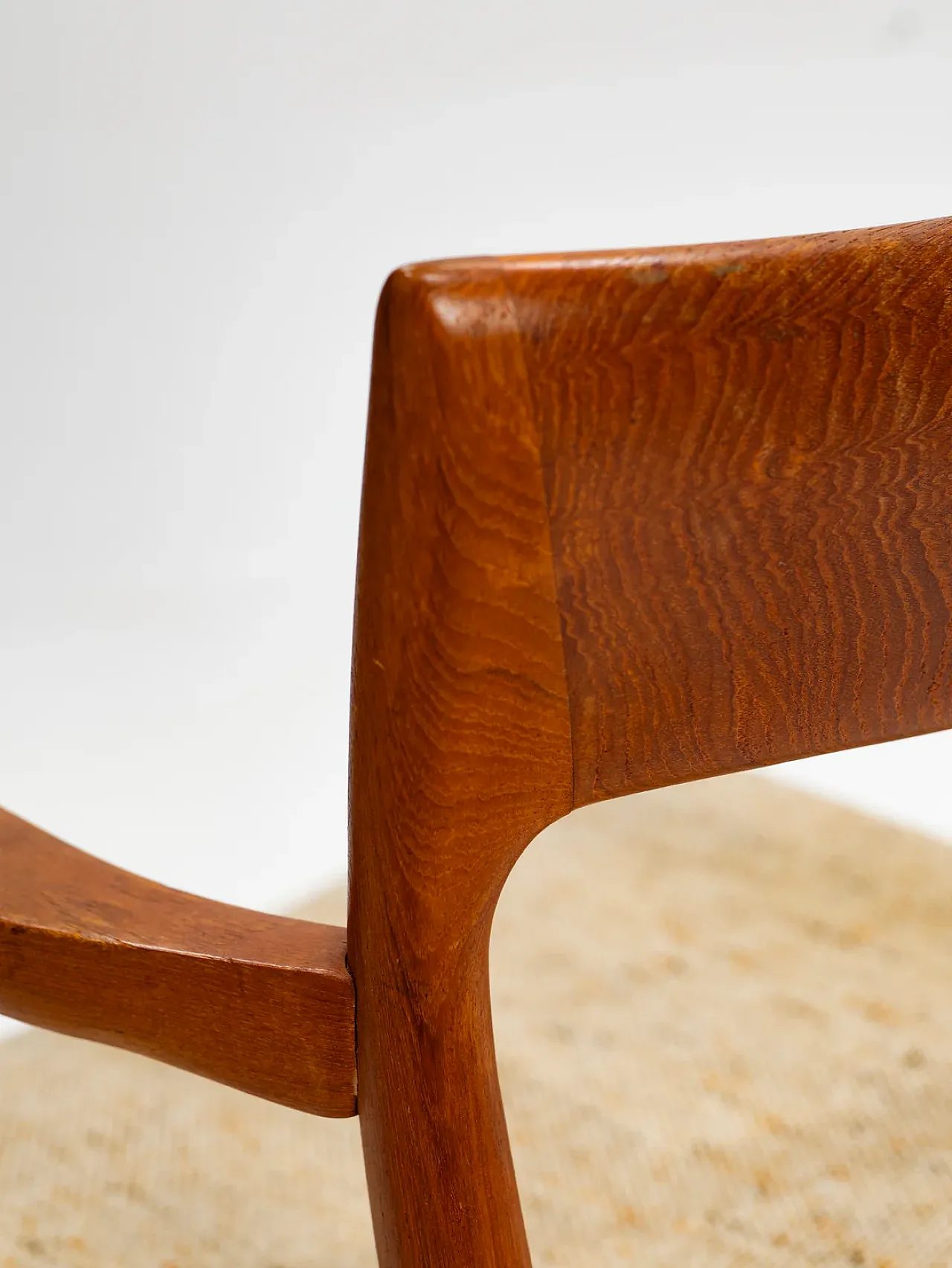 Poltrona in teak di Niels Otto Møller per J.l. Møllers, anni '60 12