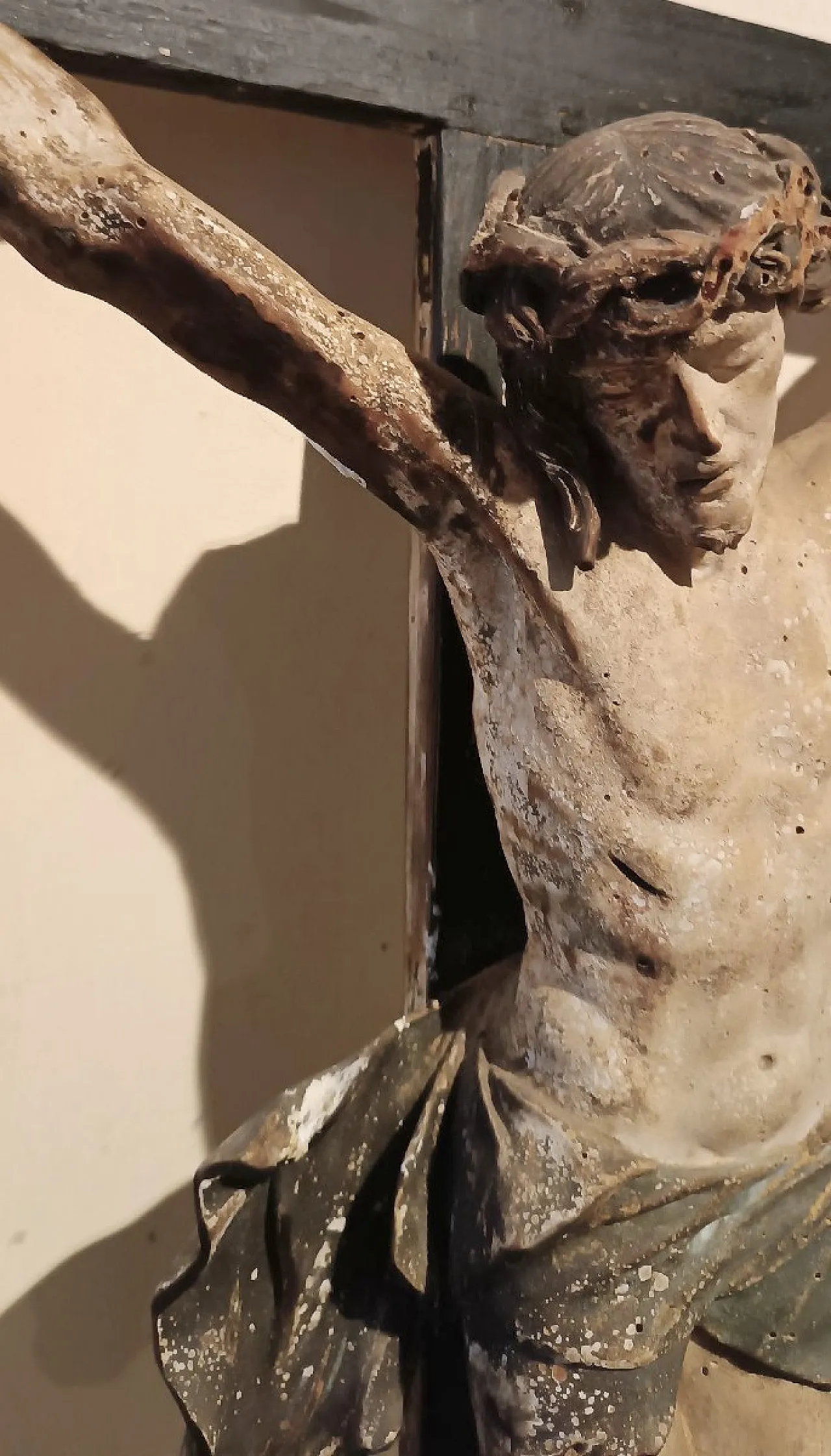 Polychrome wooden figure of Christ, 17th century 6