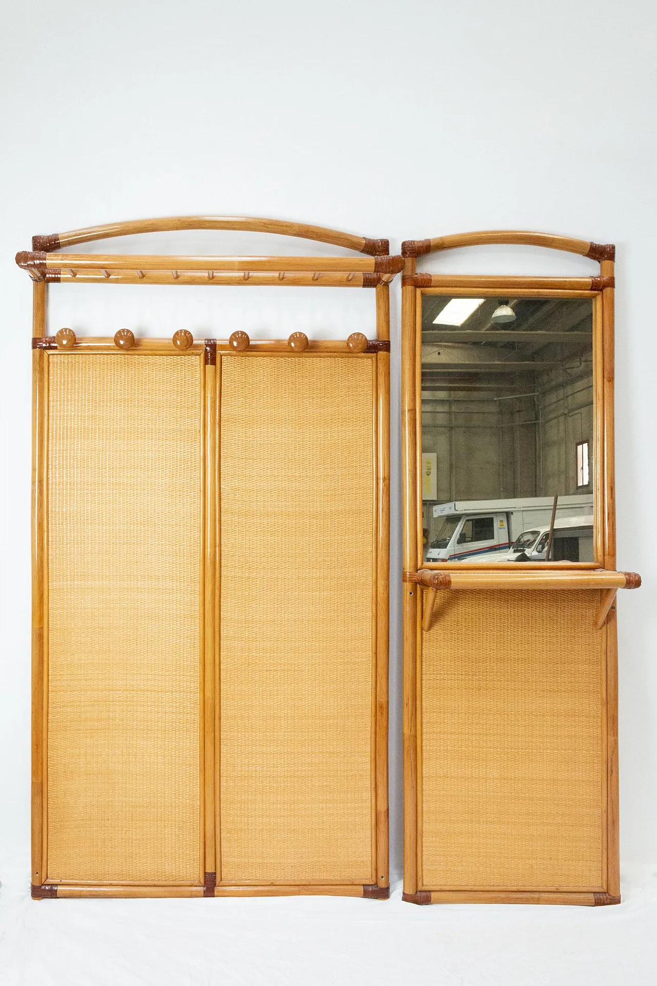 Attaccapanni e specchio in bambù, anni '60 1