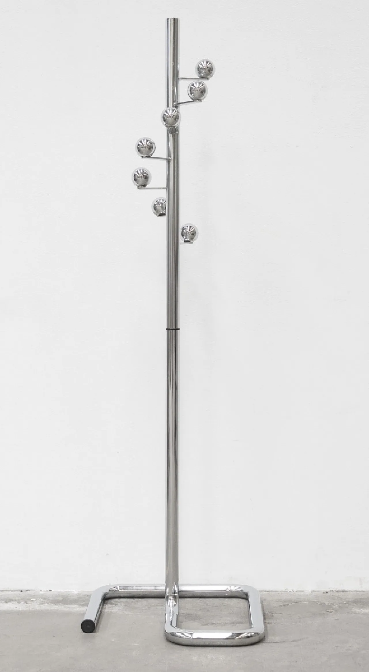 Chrome-plated steel coat stand, 1970s 8